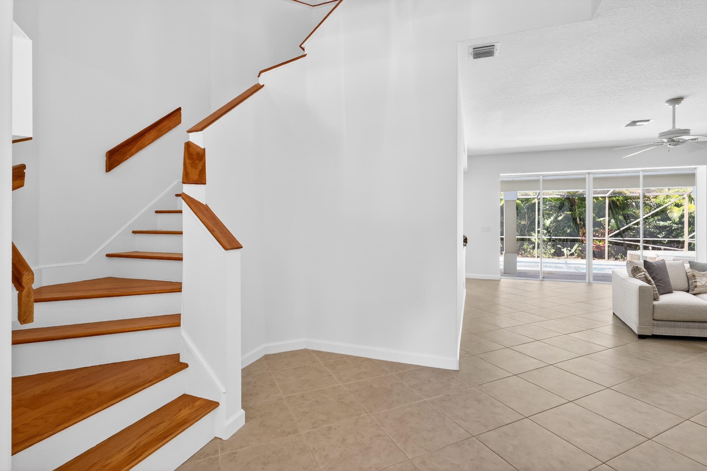 194 Lone Pine Drive, Palm Beach Gardens, FL 33410 — photo 12 of 36