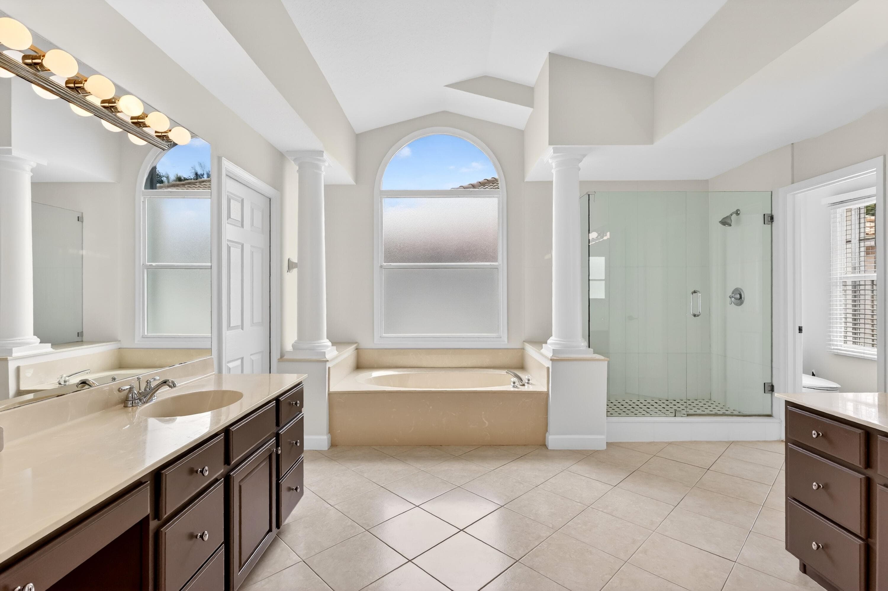 194 Lone Pine Drive, Palm Beach Gardens, FL 33410 — photo 17 of 36