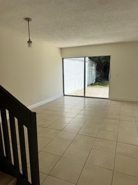537 NW 46th Avenue, Delray Beach, FL 33445 — photo 5 of 20