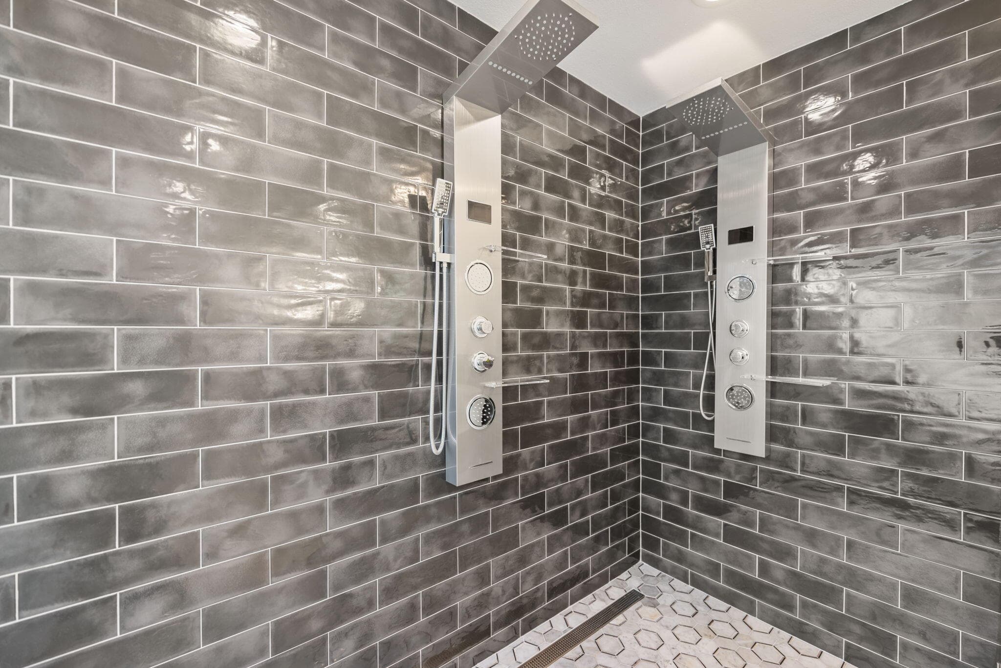 301 Jacaranda Drive, Plantation, FL 33324 — photo 25 of 46