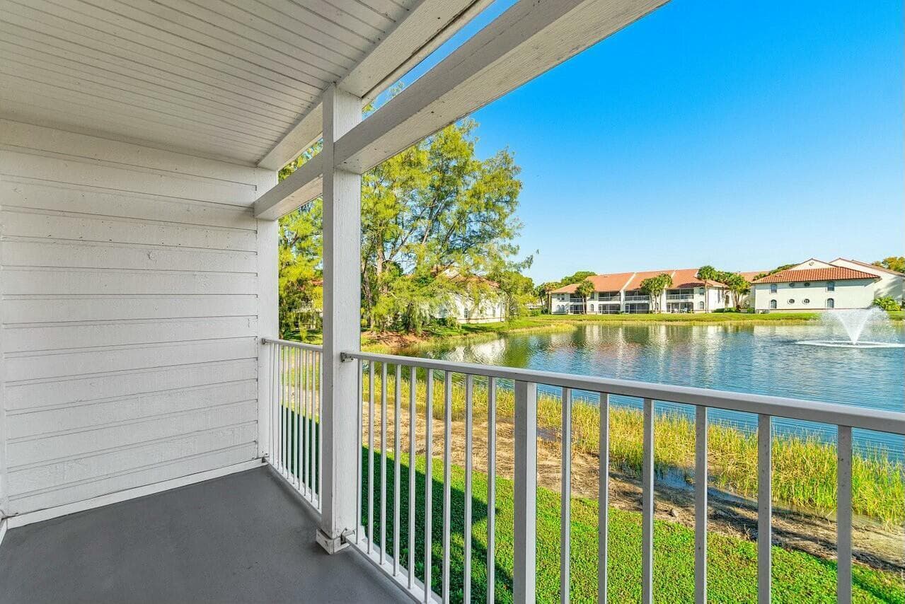 159 Cypress Point Drive, Palm Beach Gardens, FL 33418 — photo 3 of 24