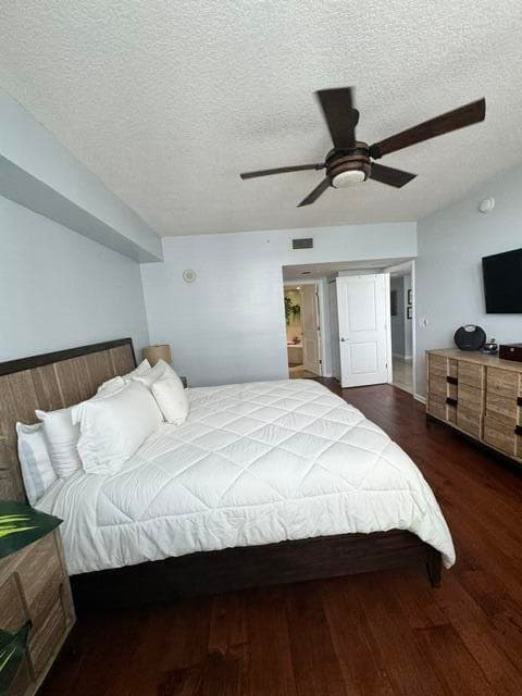 600 W Las Olas Boulevard 1803s, Fort Lauderdale, FL 33312 — photo 23 of 61