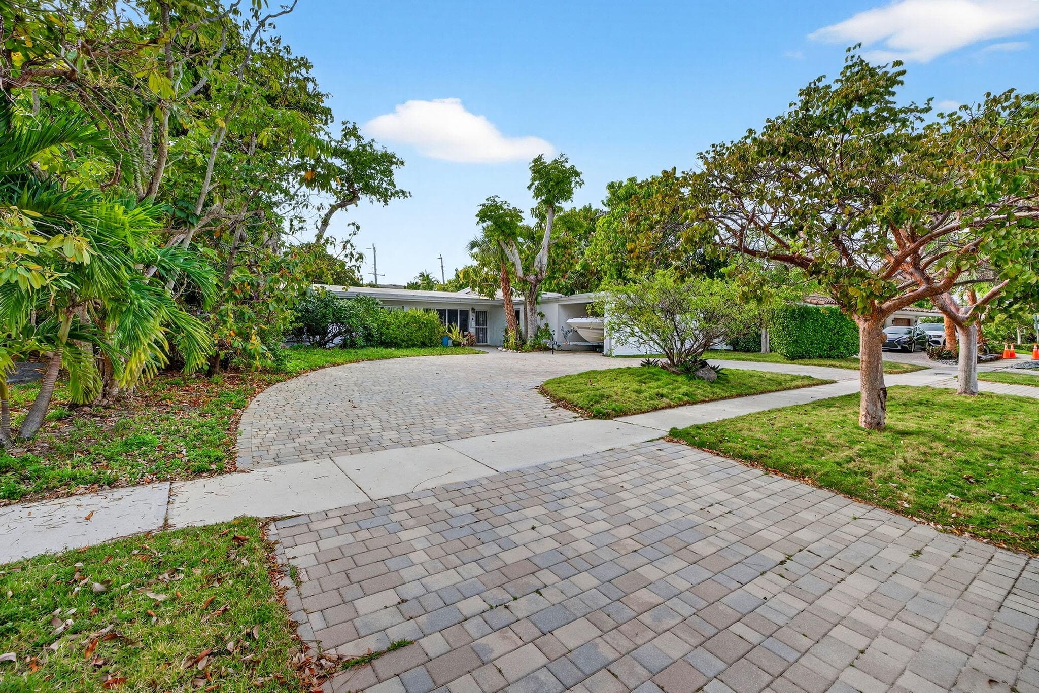 1935 SE 25th Avenue, Fort Lauderdale, FL 33316 — photo 4 of 71