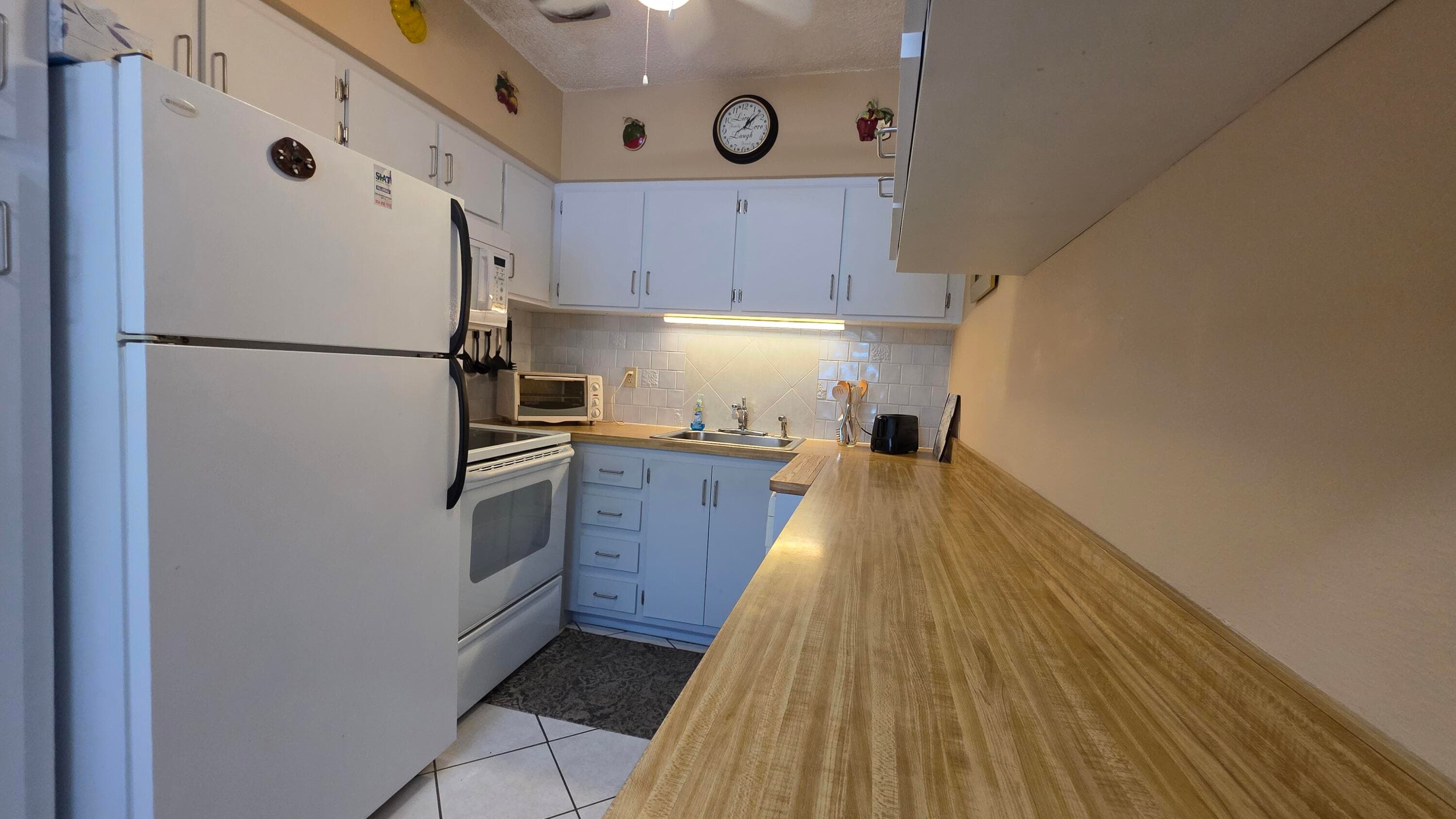 900 SW 10th Terrace 2s, Hallandale Beach, FL 33009 — photo 10 of 29