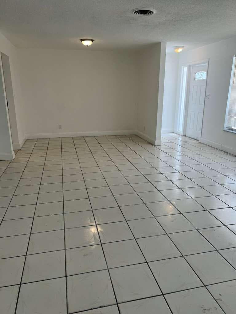 3631 NW 33rd Avenue, Lauderdale Lakes, FL 33309 — photo 2 of 28