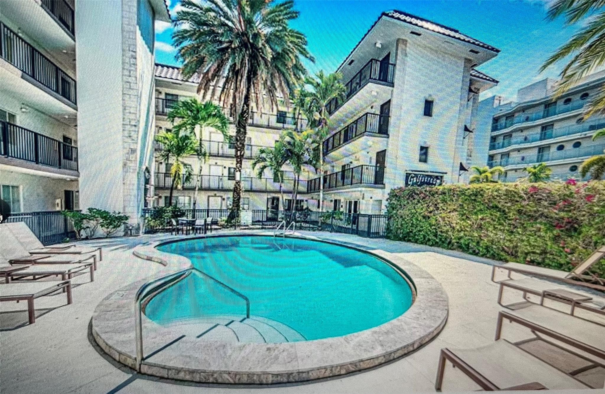 924 SE 2nd Street 20, Fort Lauderdale, FL 33301 — photo 9 of 33