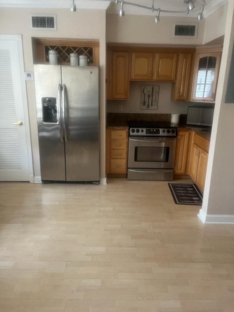 924 SE 2nd Street 20, Fort Lauderdale, FL 33301 — photo 19 of 33