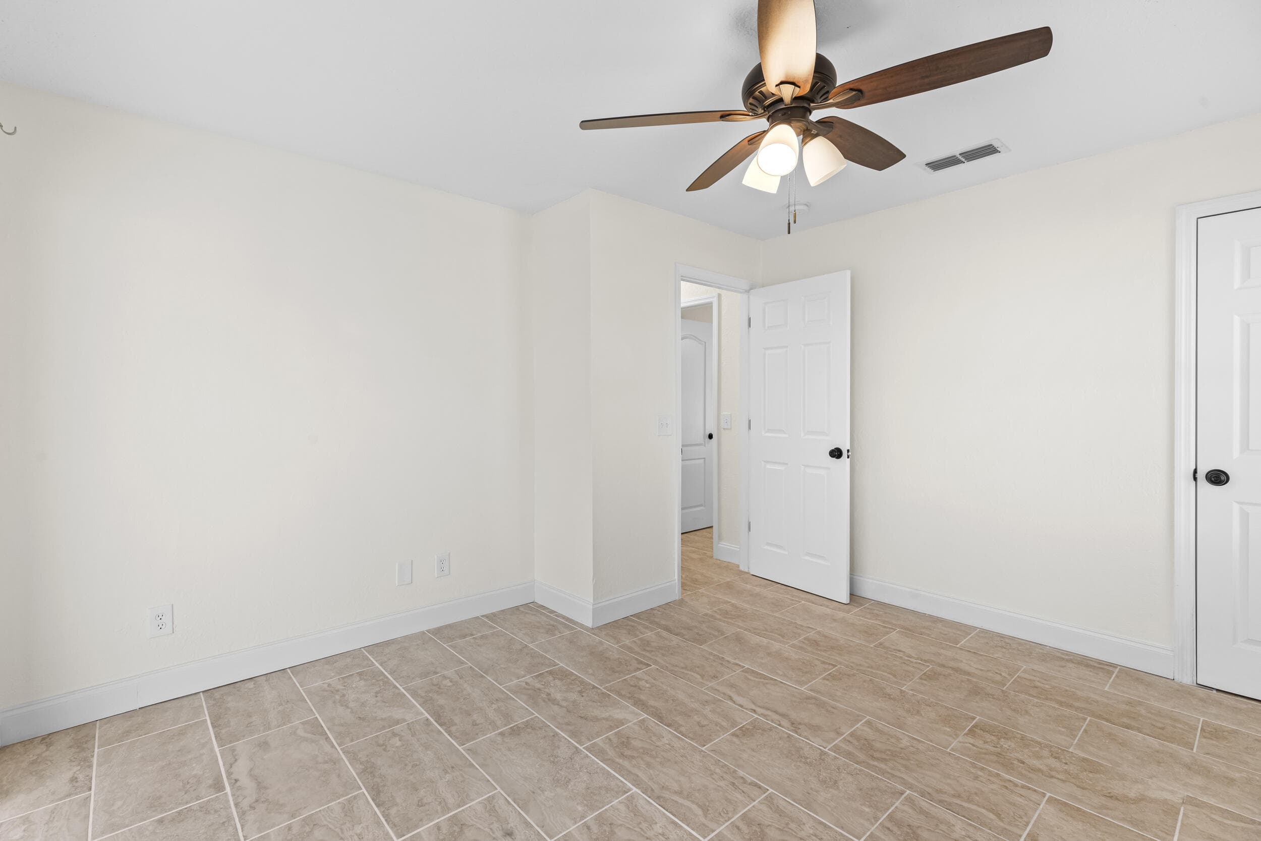 2141 SW Bayshore Boulevard, Port St. Lucie, FL 34984 — photo 23 of 39