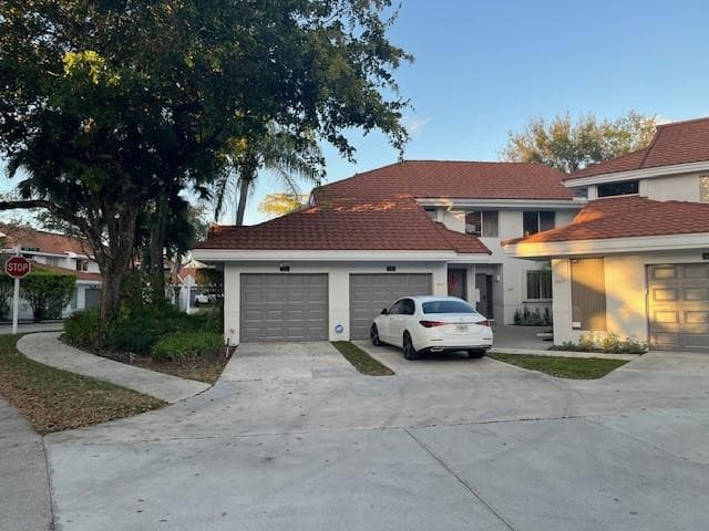 992 NW 93rd Avenue, Plantation, FL 33324 — photo 1 of 26