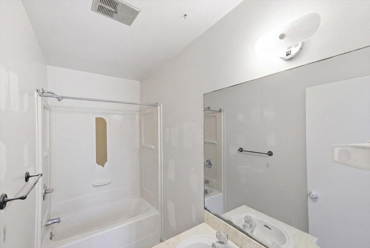 1514 SE Port St Lucie Boulevard, Port St. Lucie, FL — photo 23 of 44