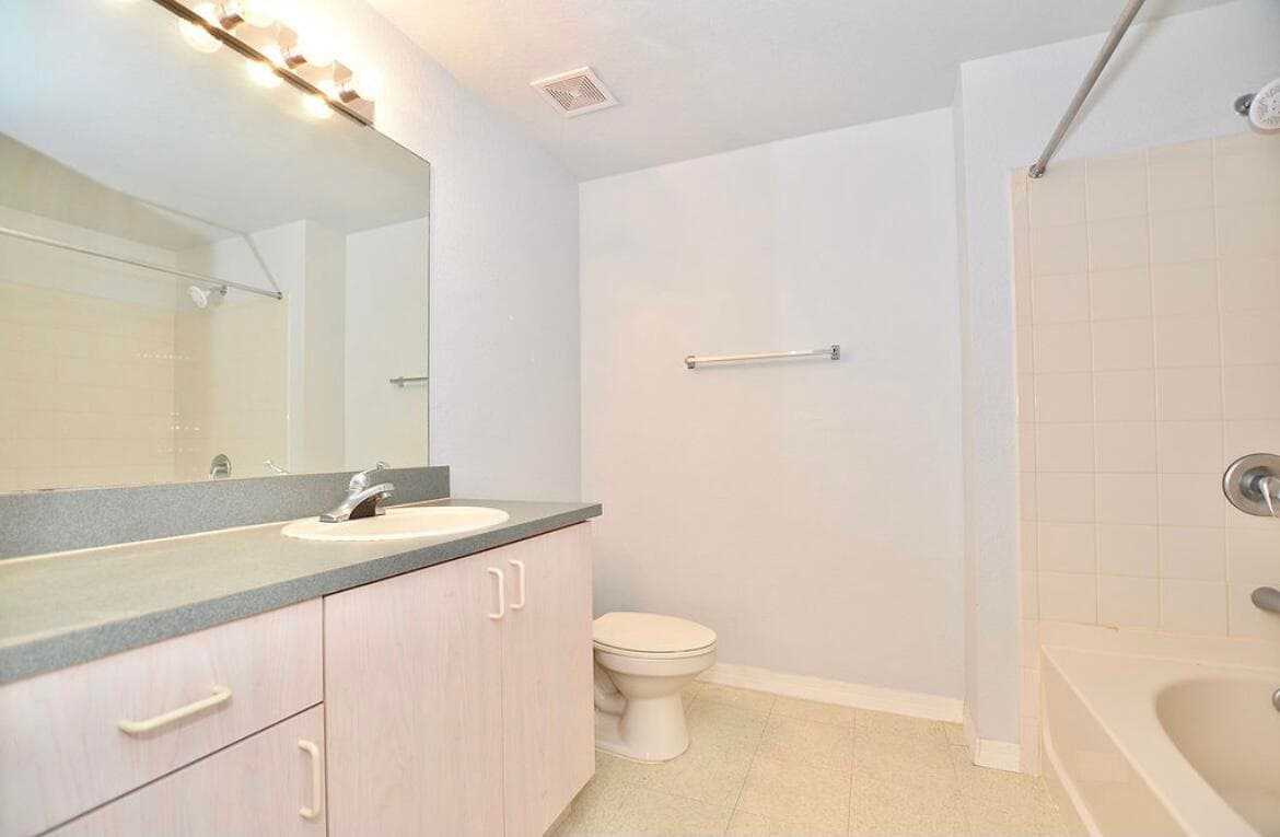 114 SW Peacock Boulevard 8105, Port St. Lucie, FL 34986 — photo 22 of 32
