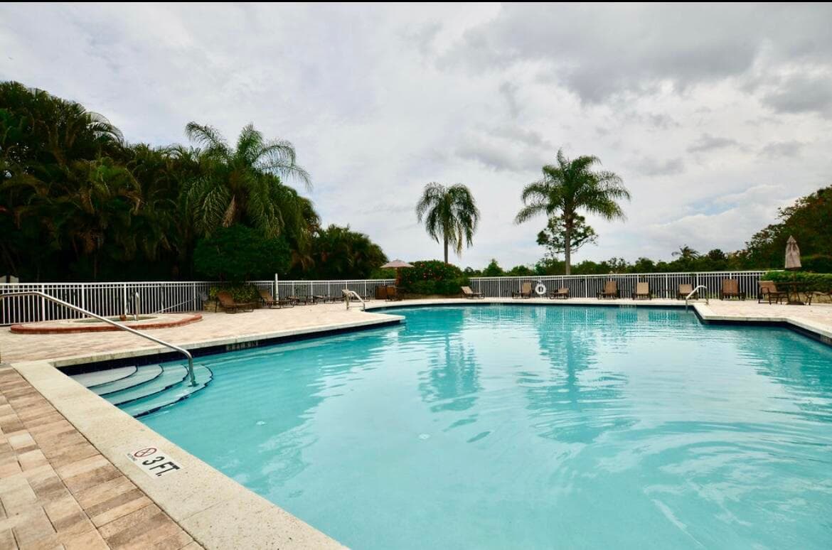 114 SW Peacock Boulevard 8105, Port St. Lucie, FL 34986 — photo 30 of 32