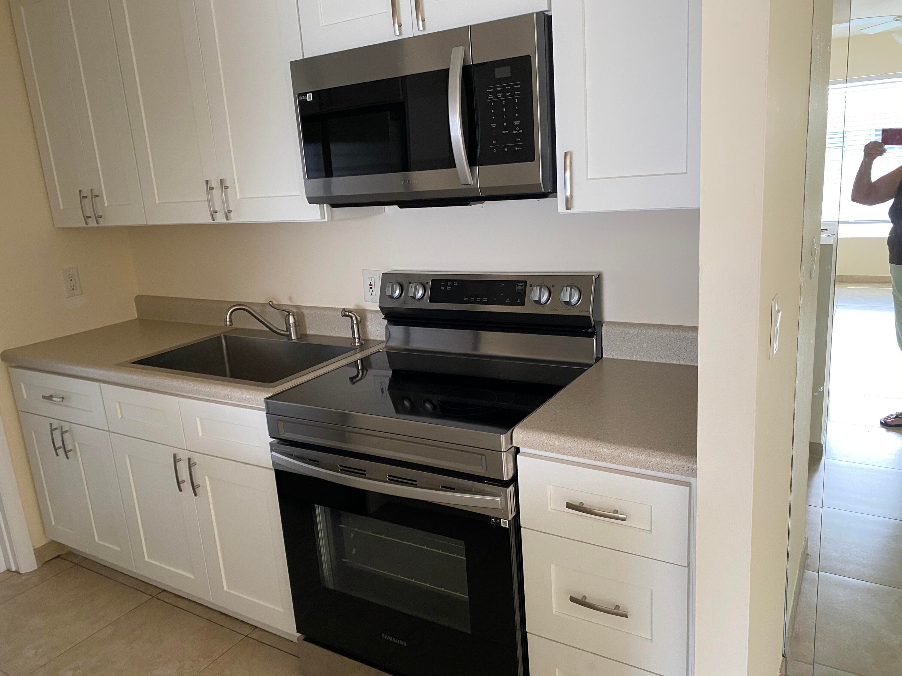 200 Main Boulevard 2d, Boynton Beach, FL 33435 — photo 4 of 28