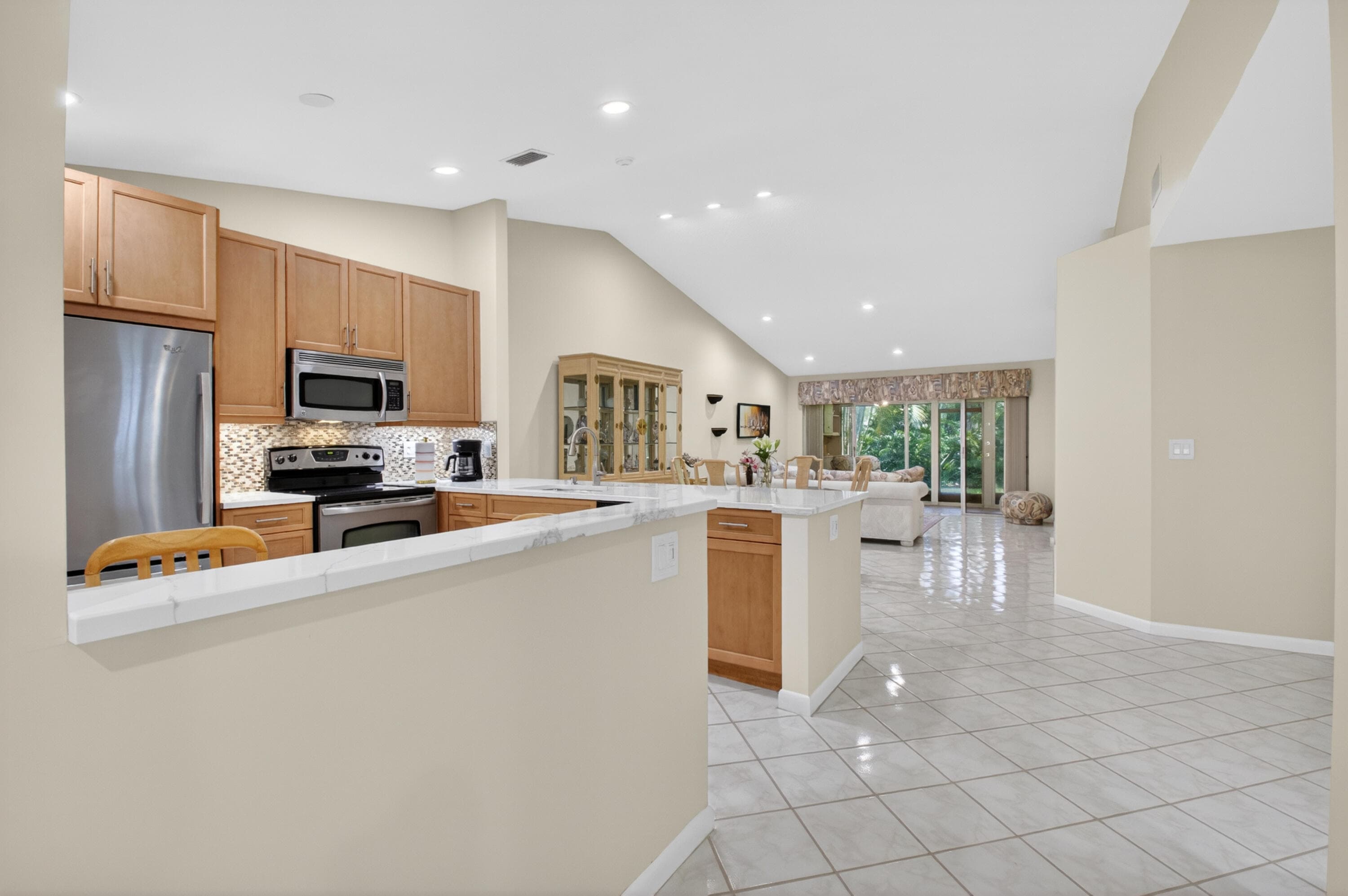 14431 Solitaire Drive, Delray Beach, FL 33446 — photo 6 of 59