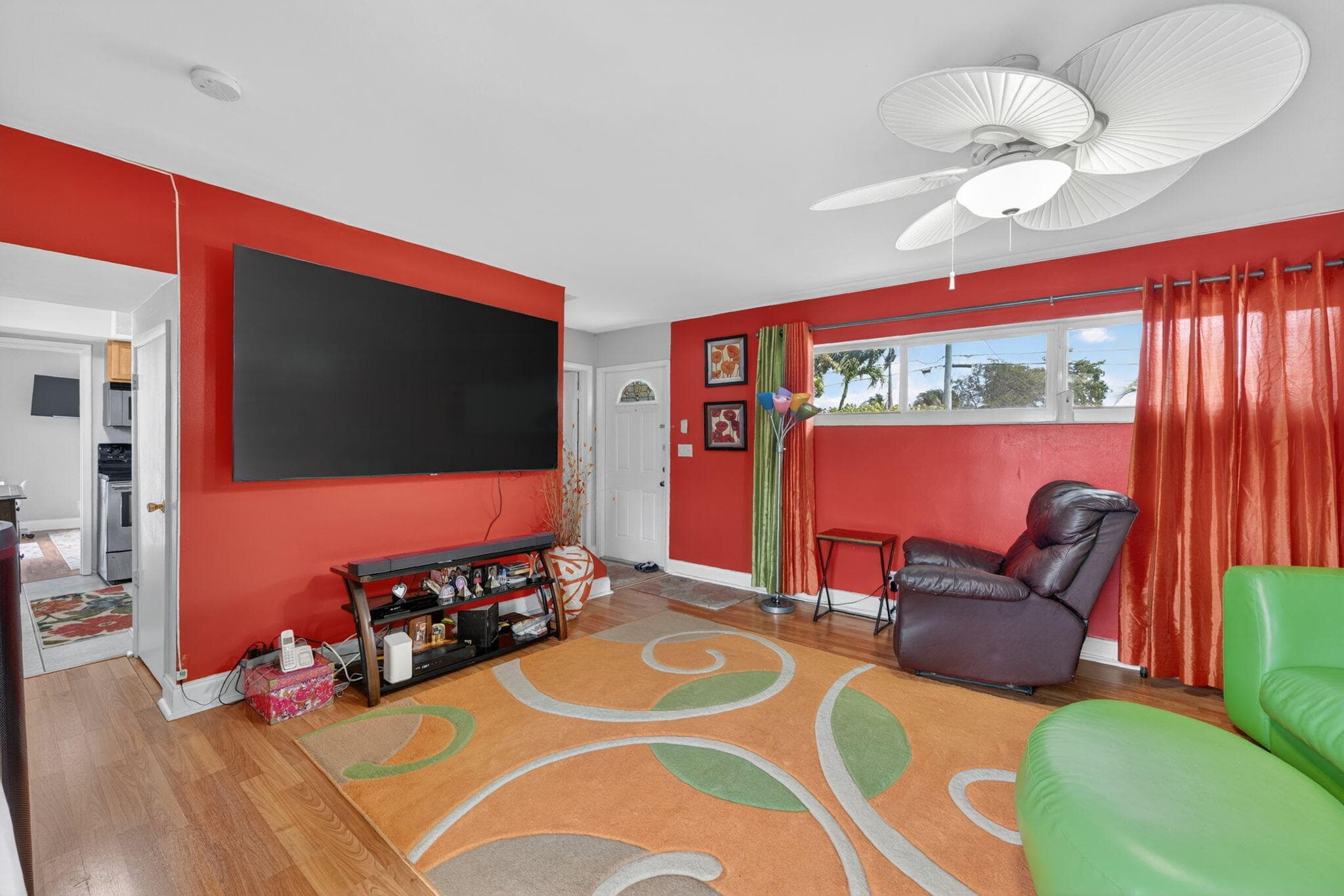 1380 NE 40th Drive, Oakland Park, FL 33334 — photo 4 of 20
