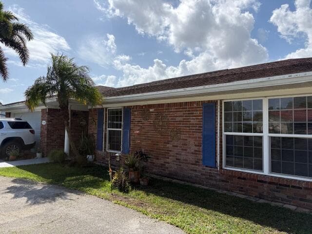 402 Saginaw Avenue, Clewiston, FL 33440 — photo 3 of 31
