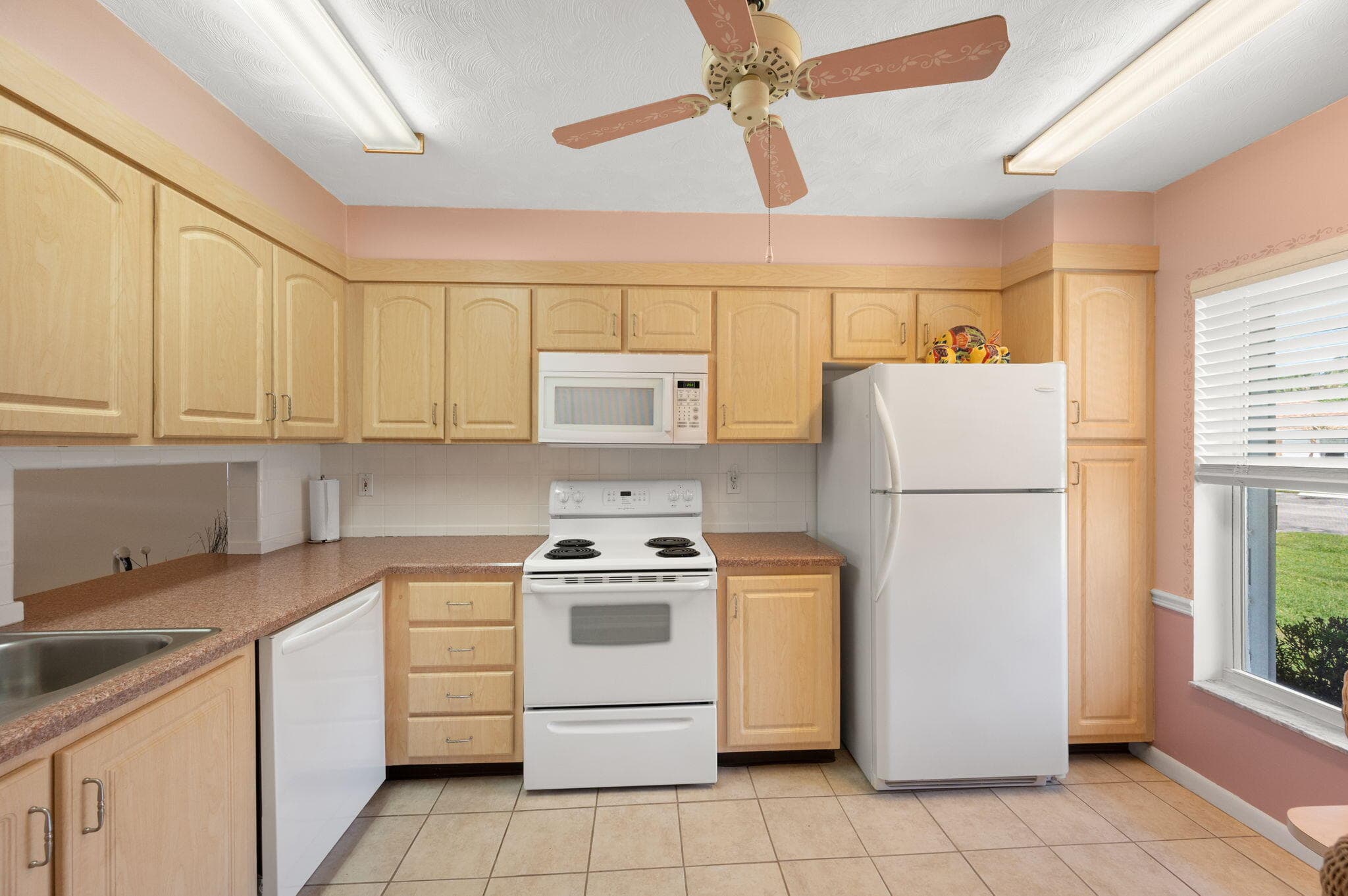 945 Savannas Point Drive B, Fort Pierce, FL 34982 — photo 5 of 26