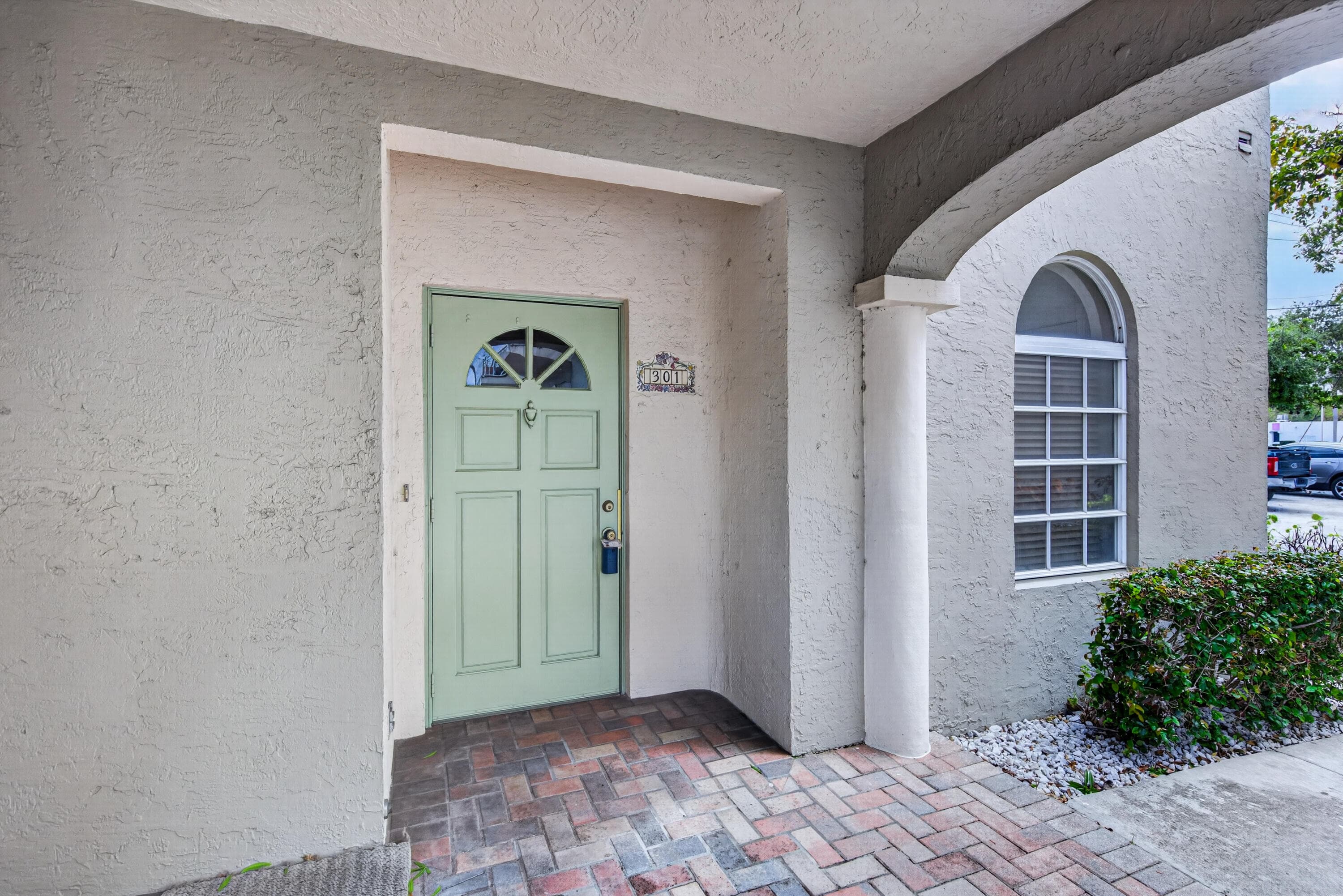 2501 NE 14th Street 301, Pompano Beach, FL 33062 — photo 37 of 37
