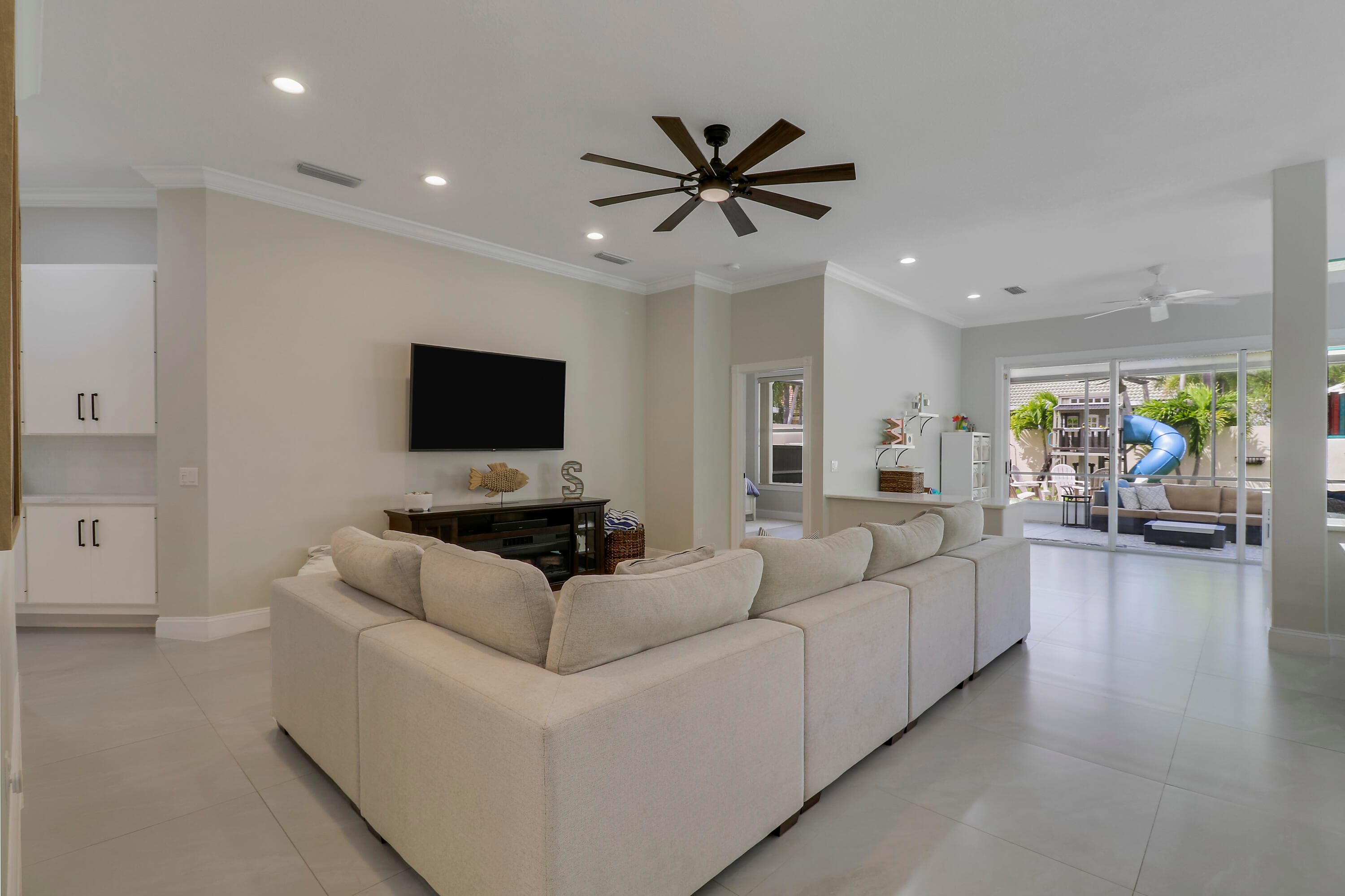 167 E Hampton Way, Jupiter, FL 33458 — photo 7 of 42