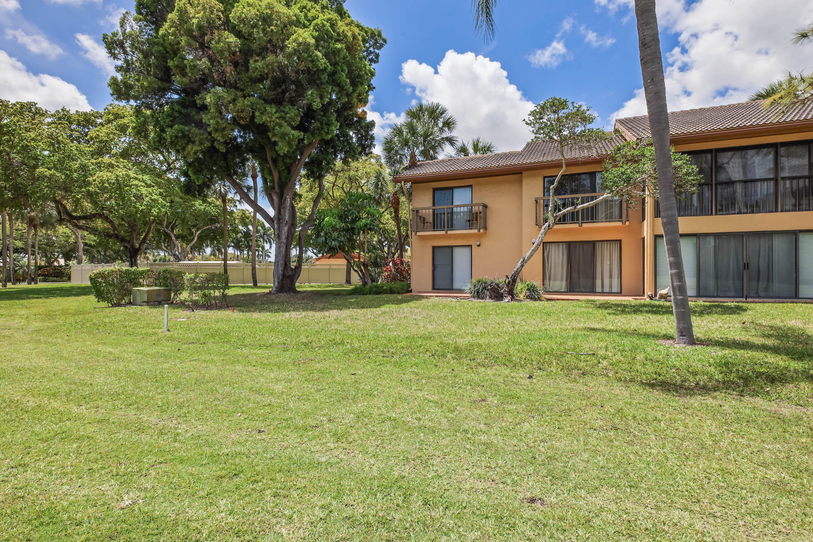 5338 S Fountains Dr Drive S, Lake Worth, FL 33467 — photo 36 of 40