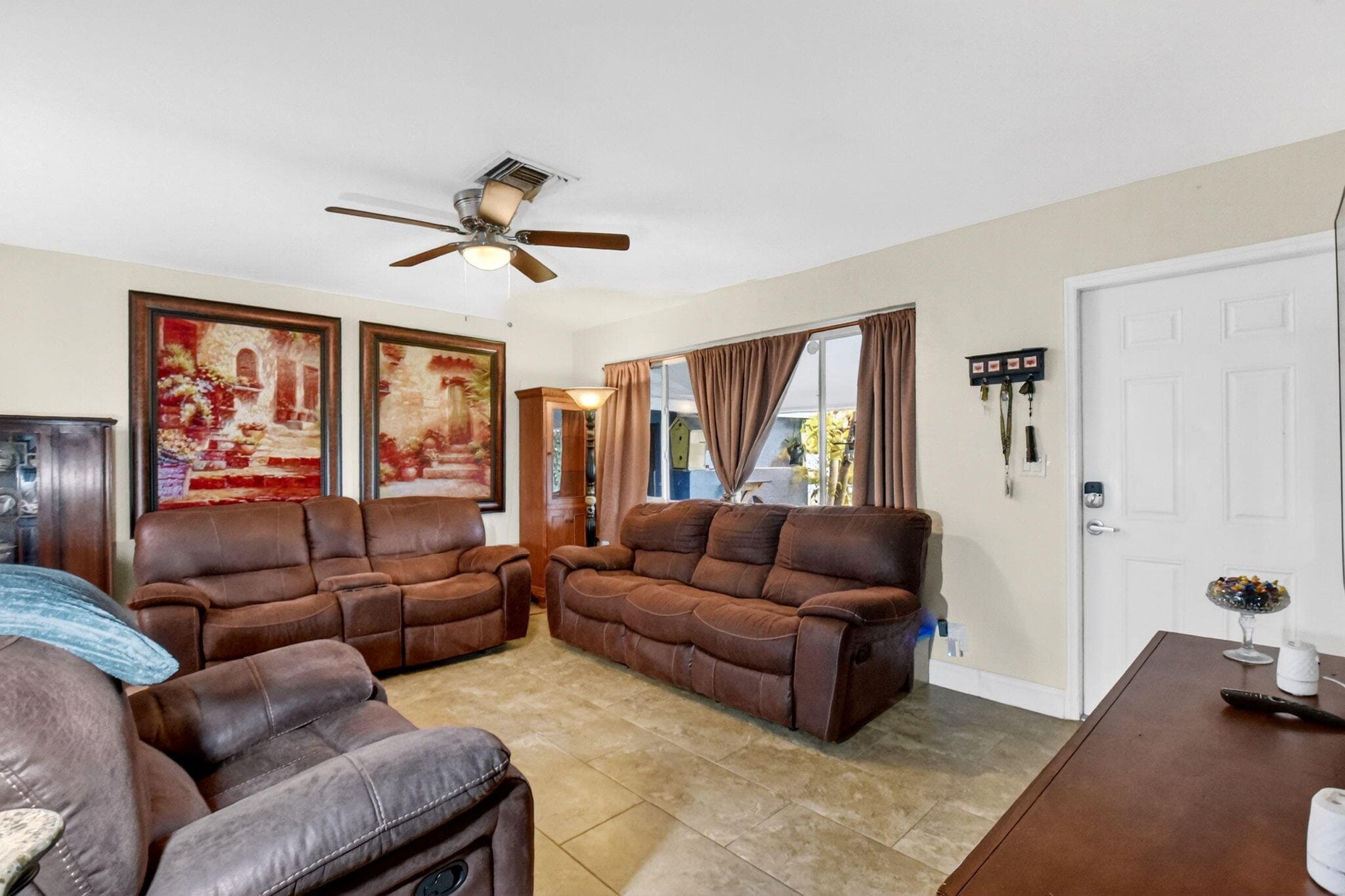 1010 Churchill Circle S, West Palm Beach, FL 33405 — photo 6 of 17