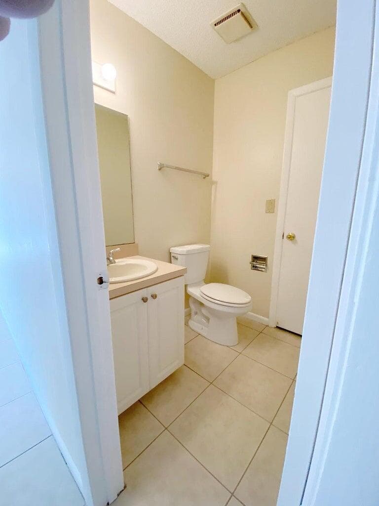 4477 NW 3rd Drive, Delray Beach, FL 33445 — photo 5 of 11