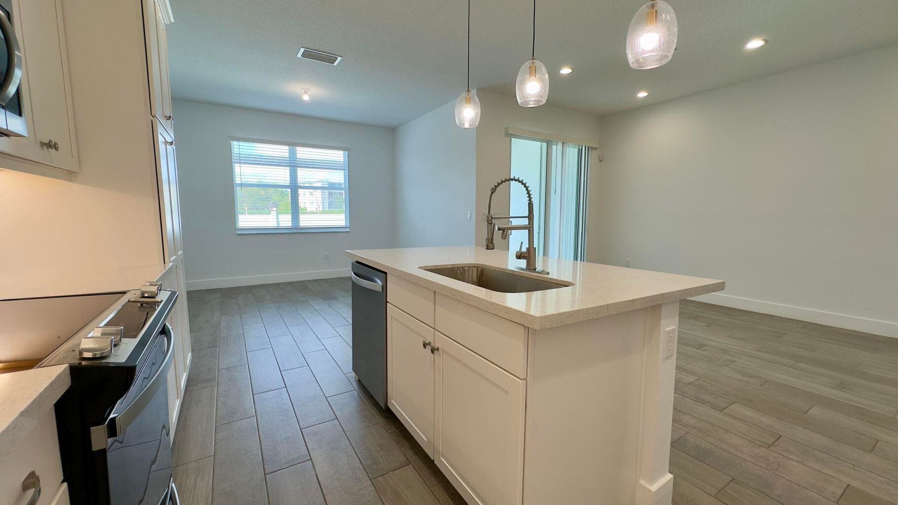 619 Parsons Way, Deerfield Beach, FL 33442 — photo 12 of 30