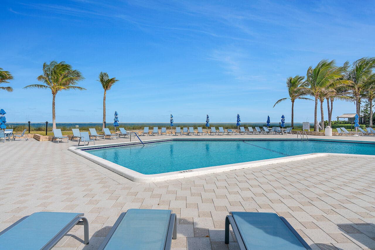 5200 N Ocean Drive 505, Singer Island, FL 33404 — photo 5 of 30