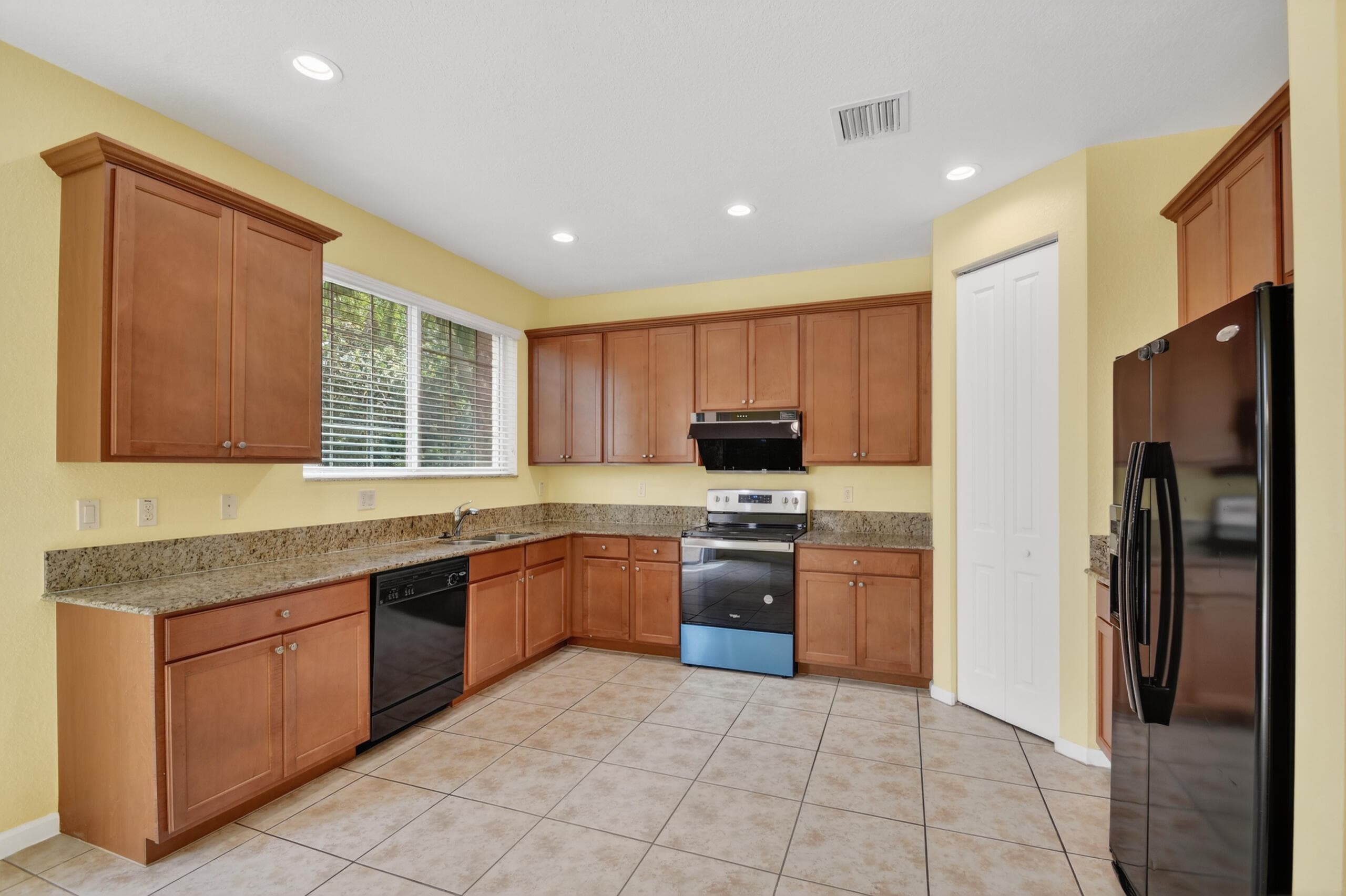 7480 Sarentino Lane, Boynton Beach, FL 33437 — photo 6 of 33