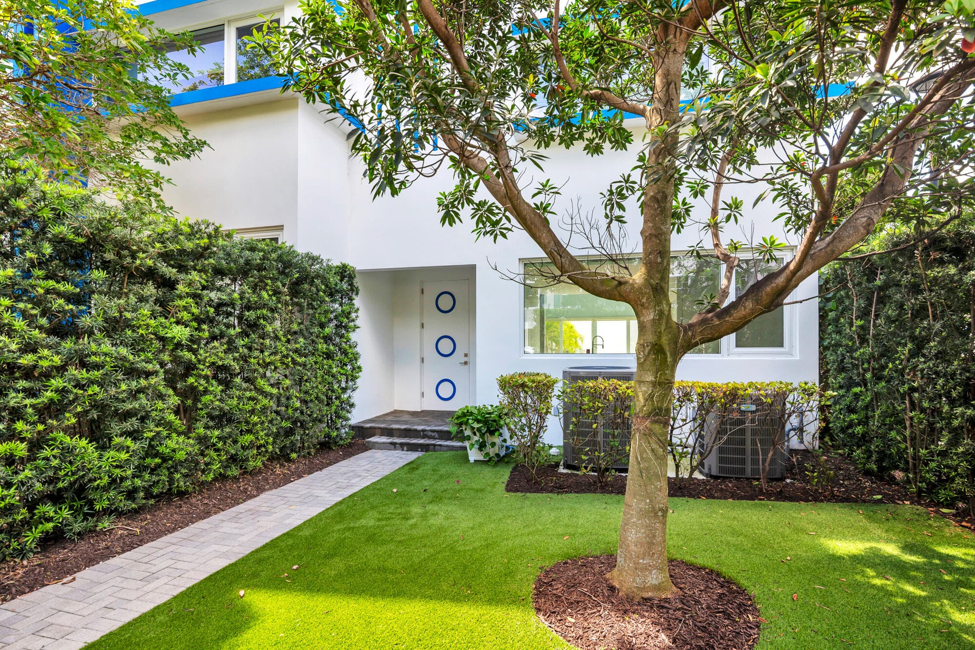 770 N Street, West Palm Beach, FL 33401 — photo 2 of 44