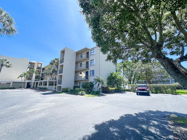890 N Federal Highway 205, Lantana, FL 33462 — photo