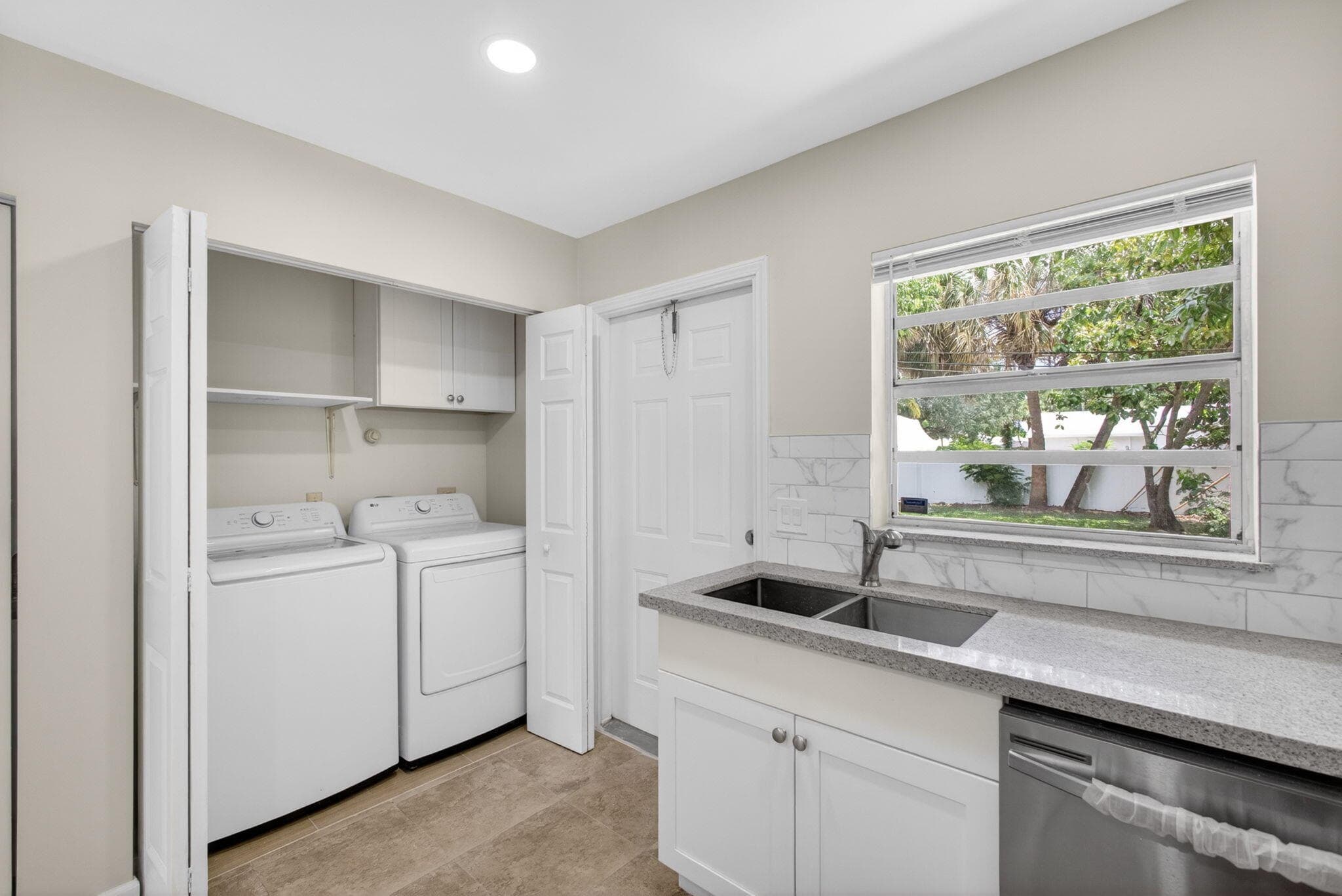 9484 Sun Court, Palm Beach Gardens, FL 33403 — photo 15 of 19