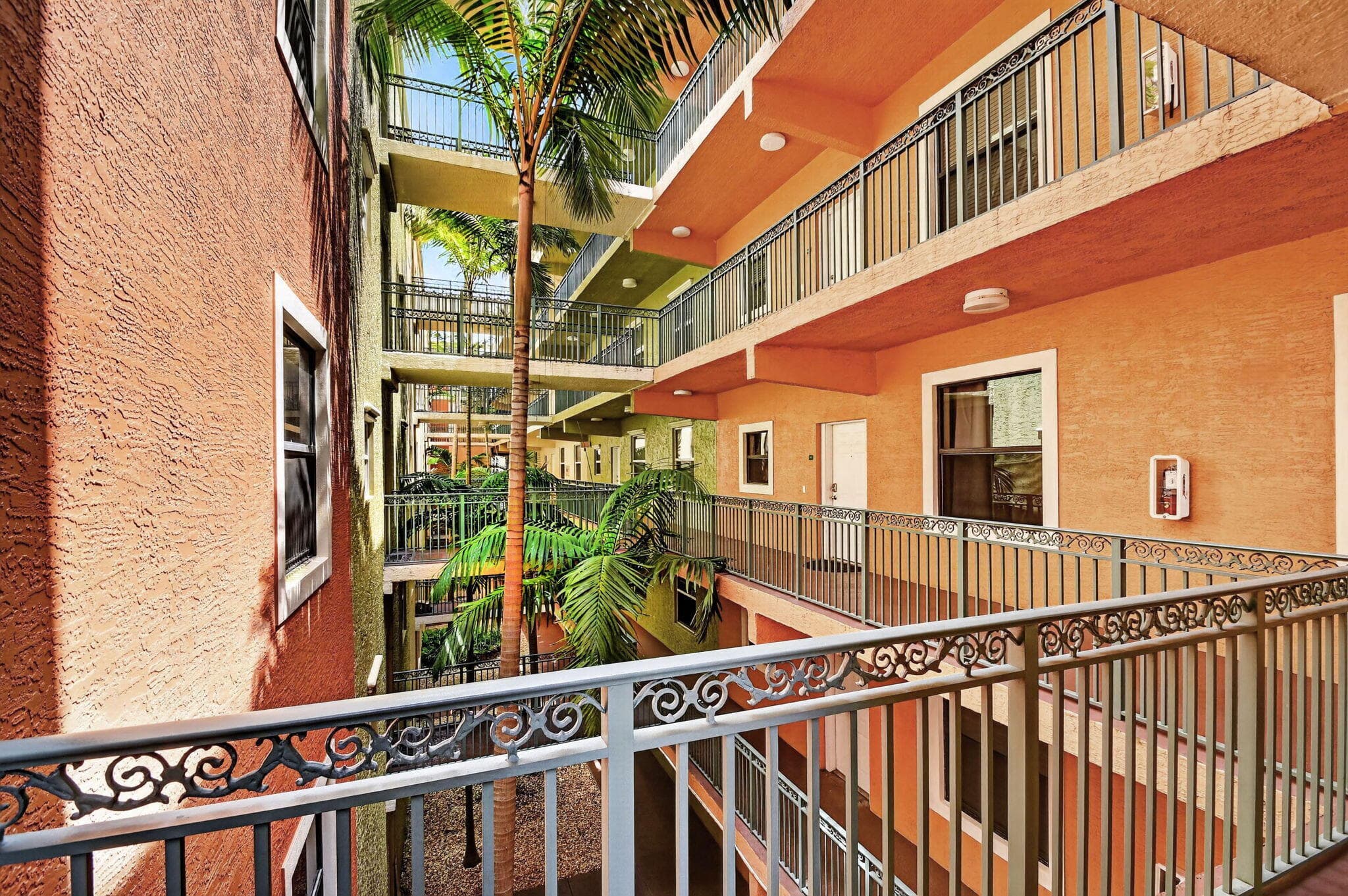 1610 Presidential Way 309, West Palm Beach, FL 33401 — photo 2 of 41