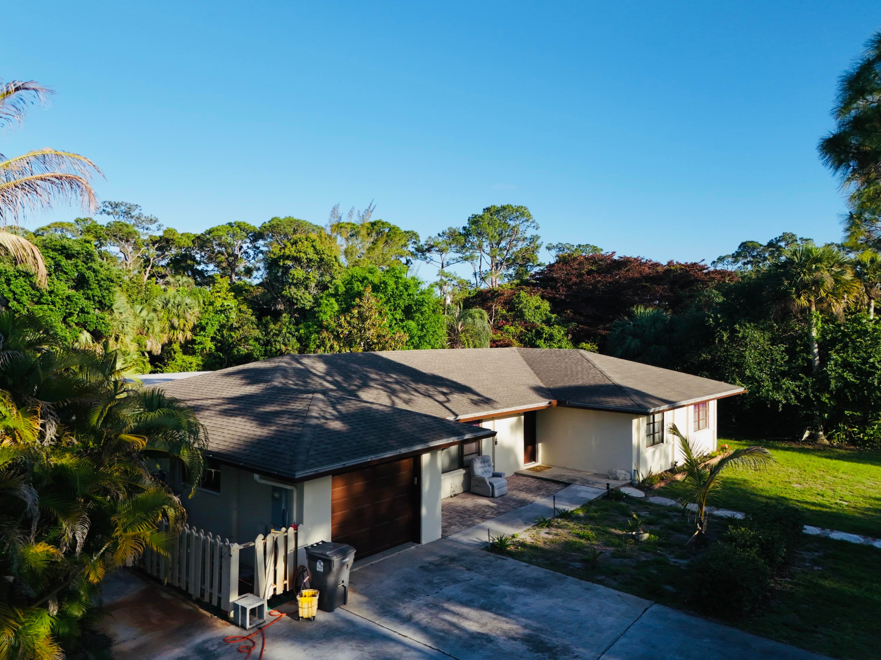 8895 N Bates Road, Palm Beach Gardens, FL 33418 — photo 1 of 91