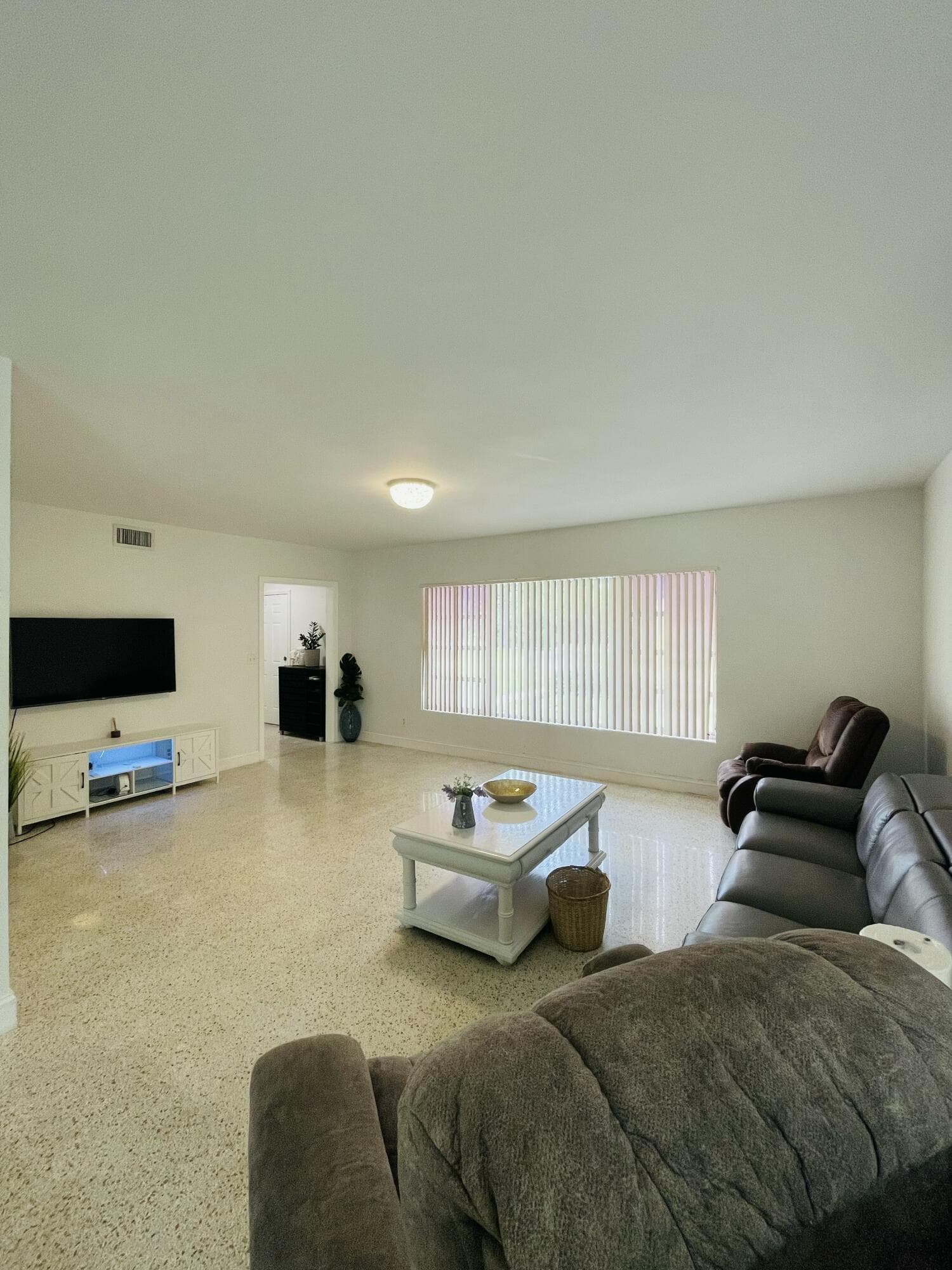 8895 N Bates Road, Palm Beach Gardens, FL 33418 — photo 7 of 91
