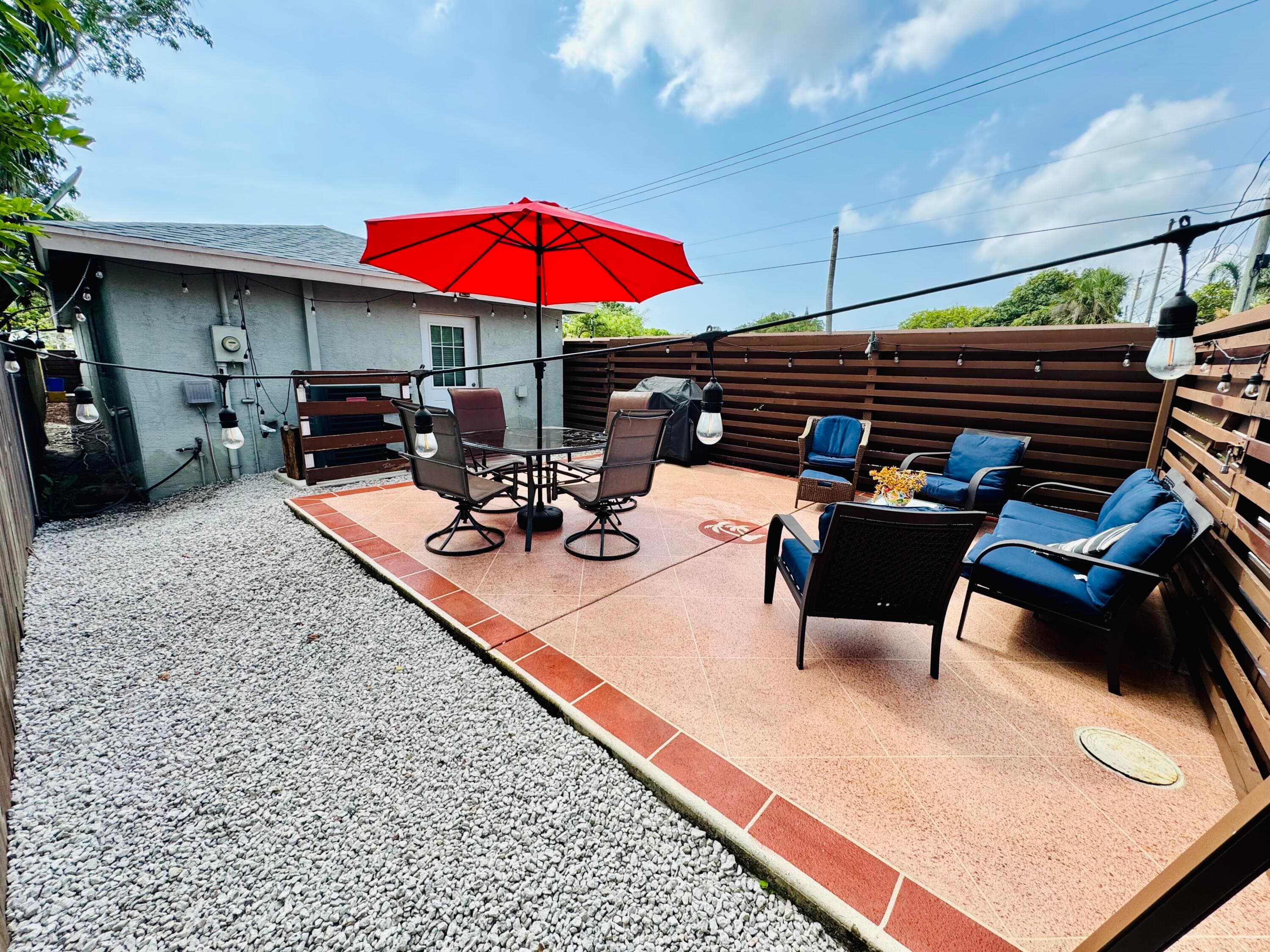 601 N E Street, Lake Worth Beach, FL 33460 — photo 25 of 31