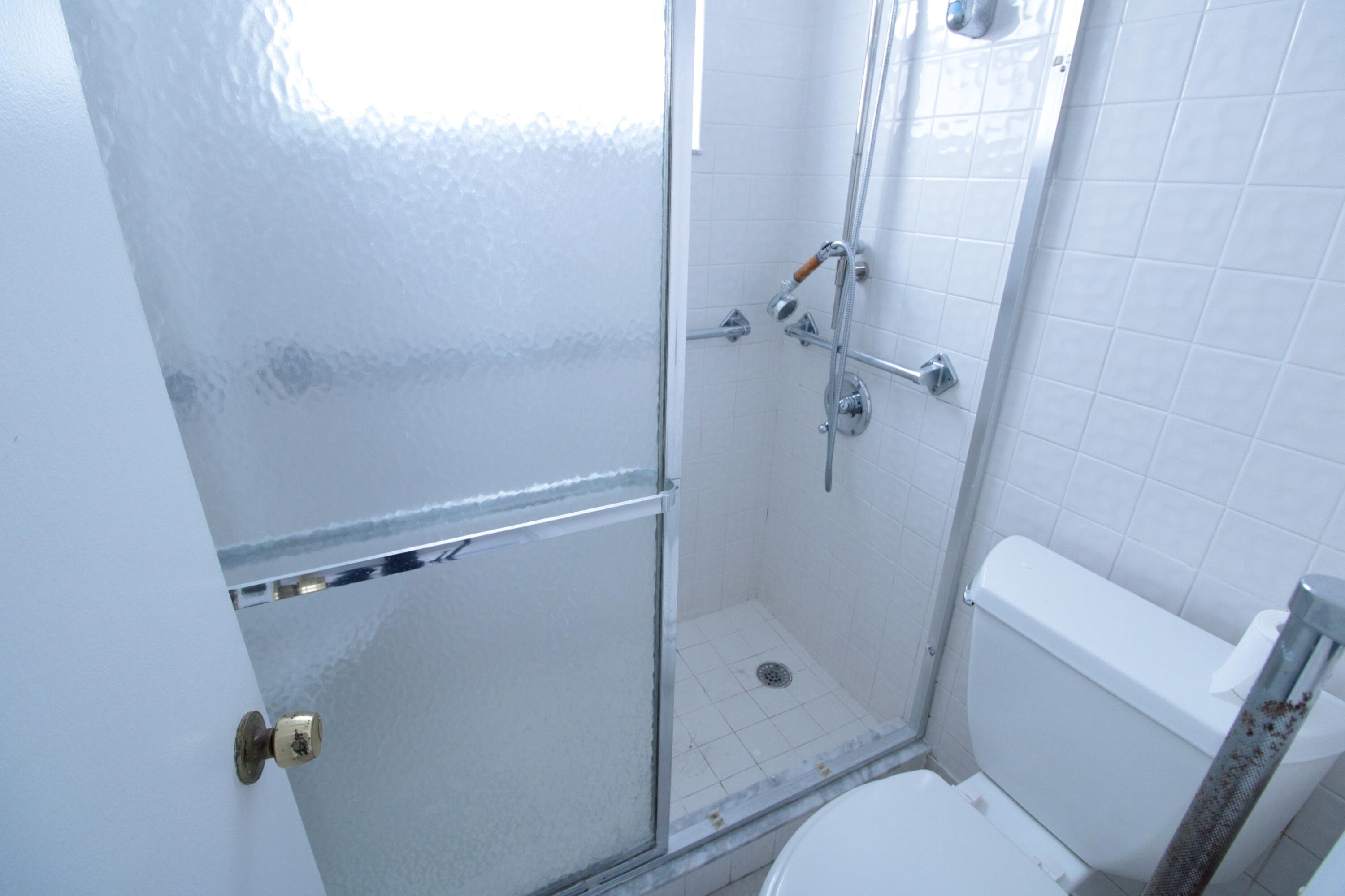 465 Paradise Isle Boulevard 110, Hallandale Beach, FL 33009 — photo 14 of 26