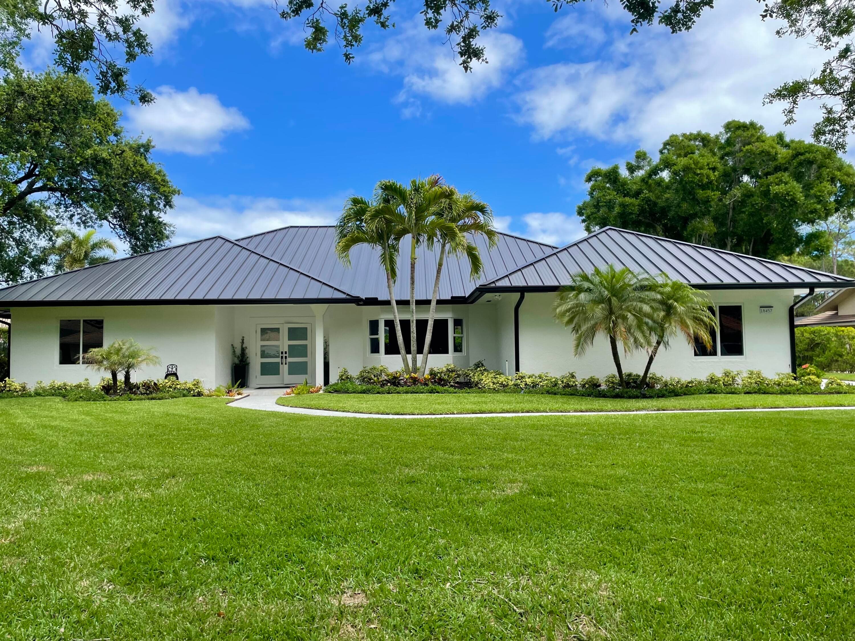18457 SE Heritage Oaks Lane, Jupiter, FL 33469 — photo 2 of 45