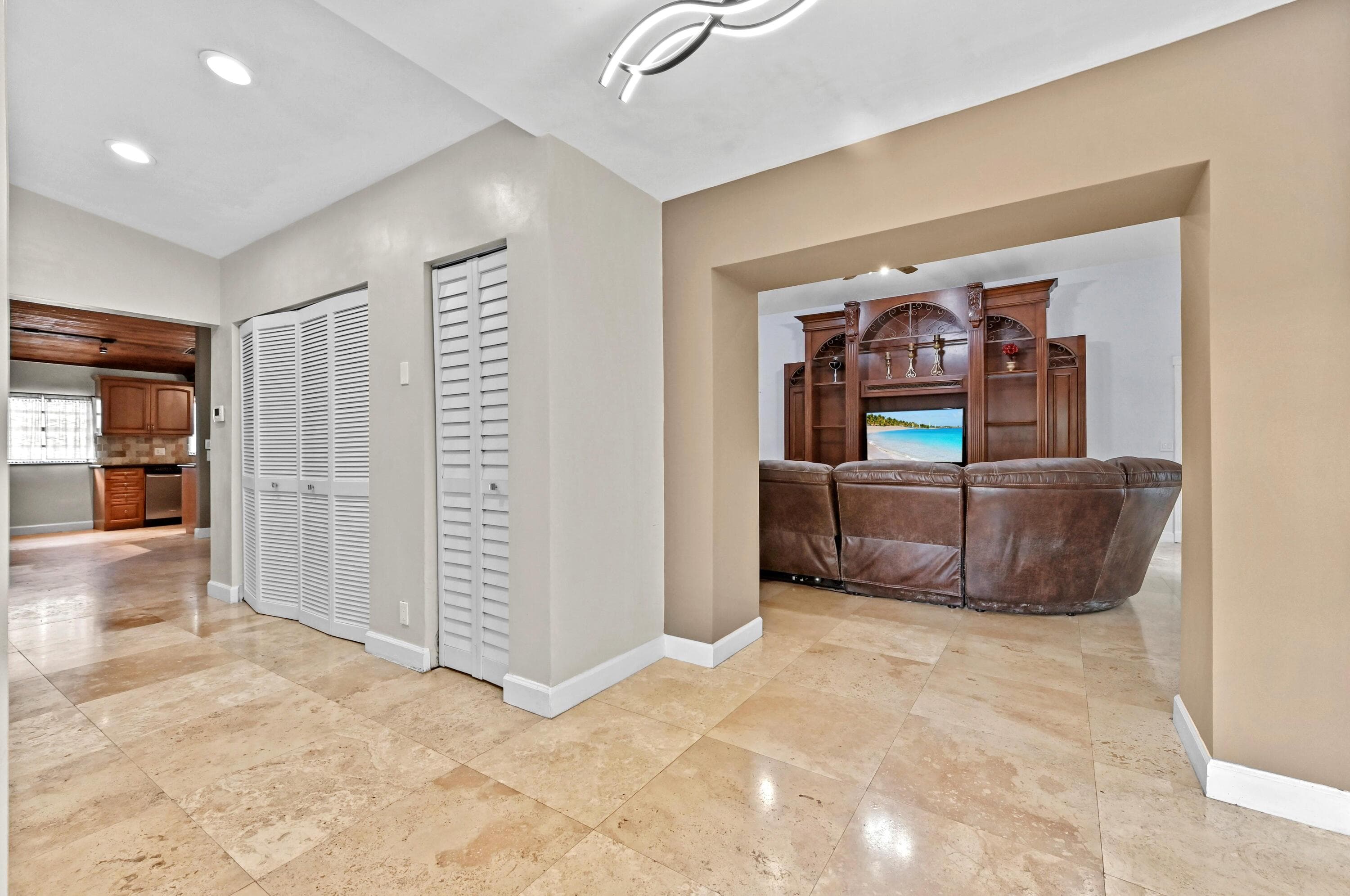263 NW 48th Avenue, Deerfield Beach, FL 33442 — photo 11 of 32