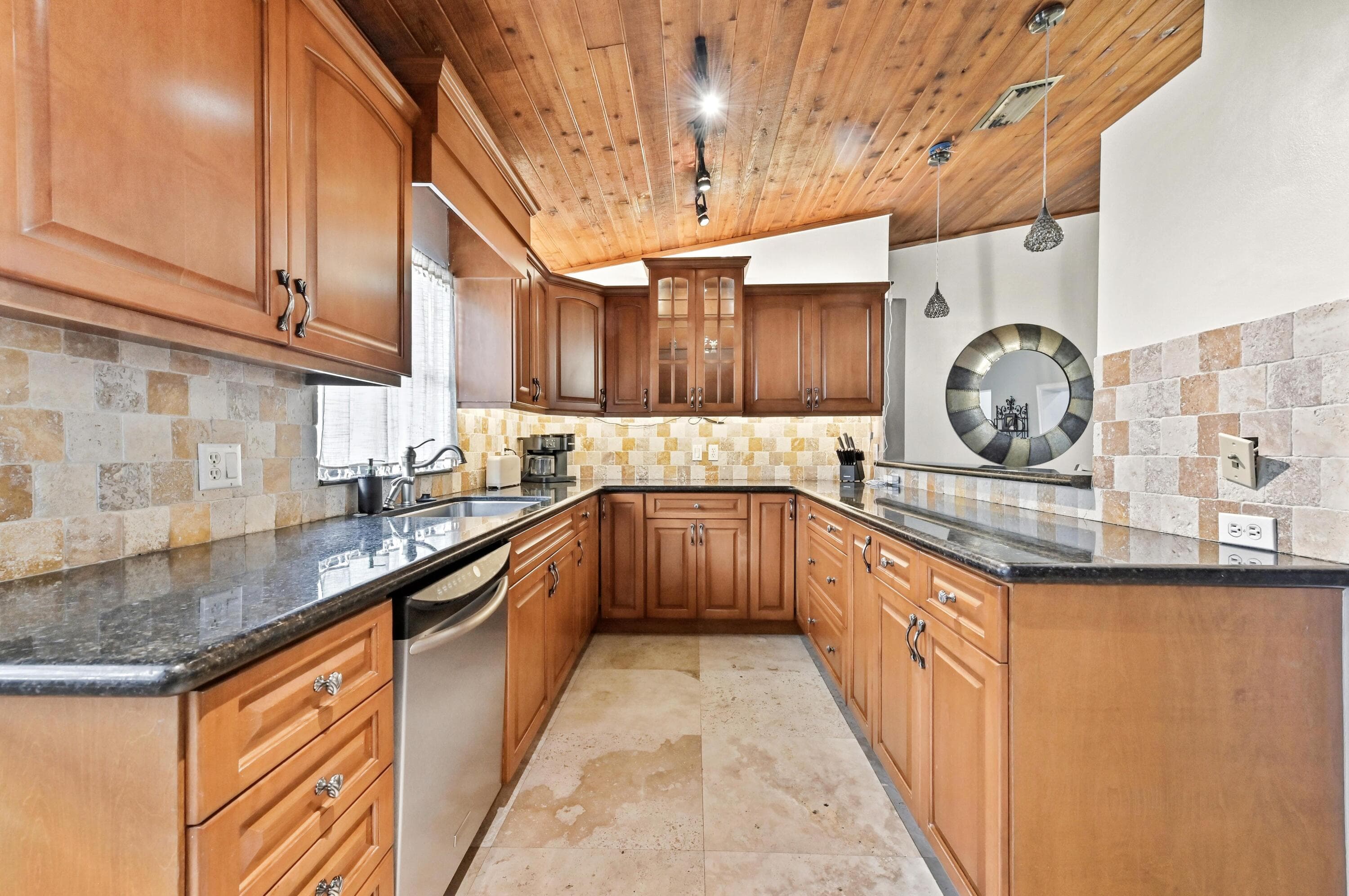 263 NW 48th Avenue, Deerfield Beach, FL 33442 — photo 5 of 32