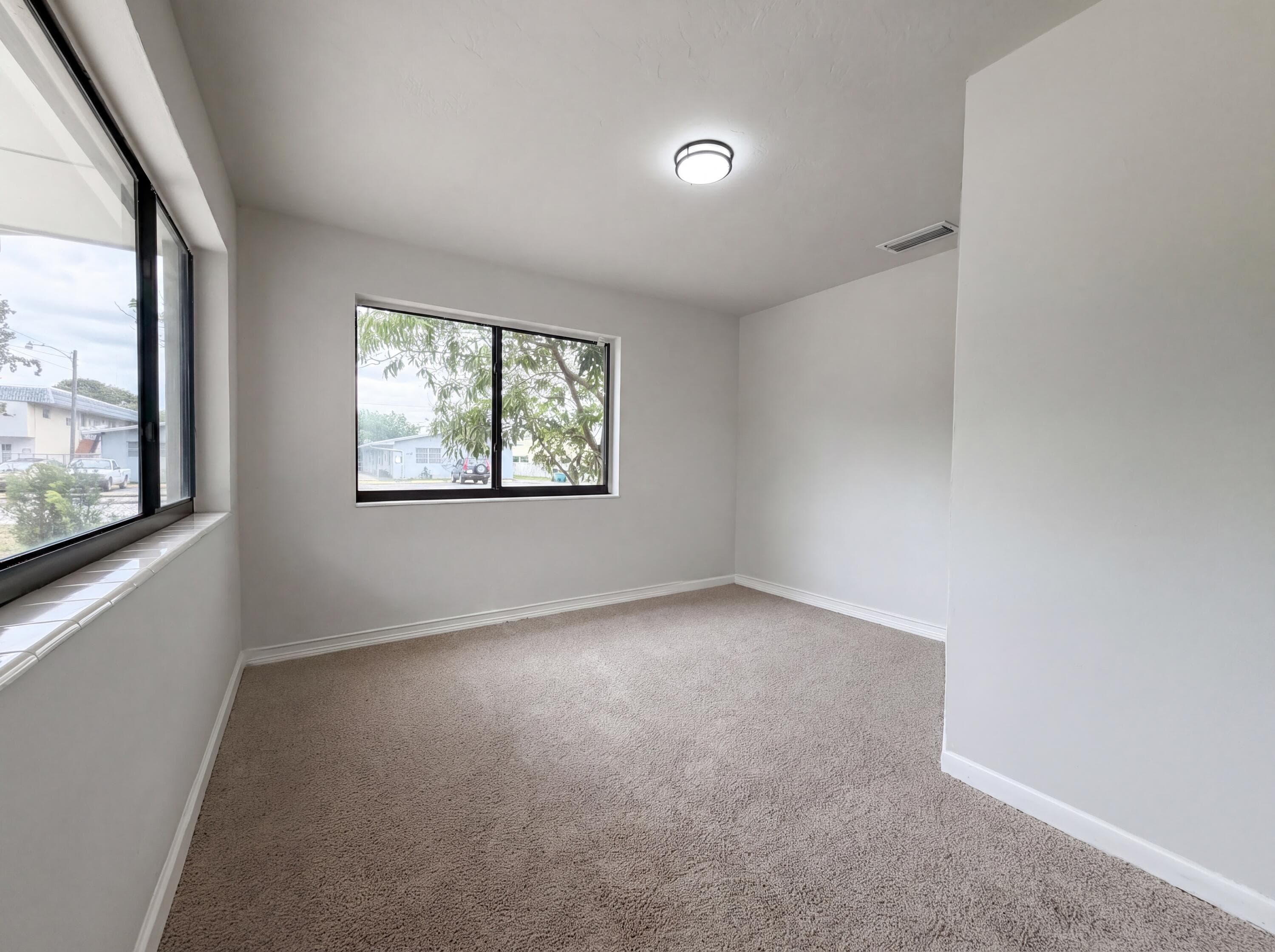 820 NW 78th Avenue, Pembroke Pines, FL 33024 — photo 13 of 18