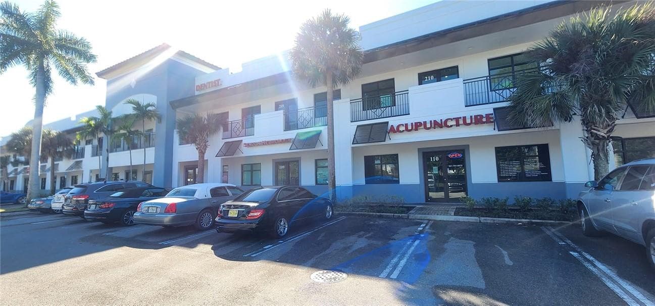 9100 Belvedere Road 213, Royal Palm Beach, FL 33411 — photo 1 of 31