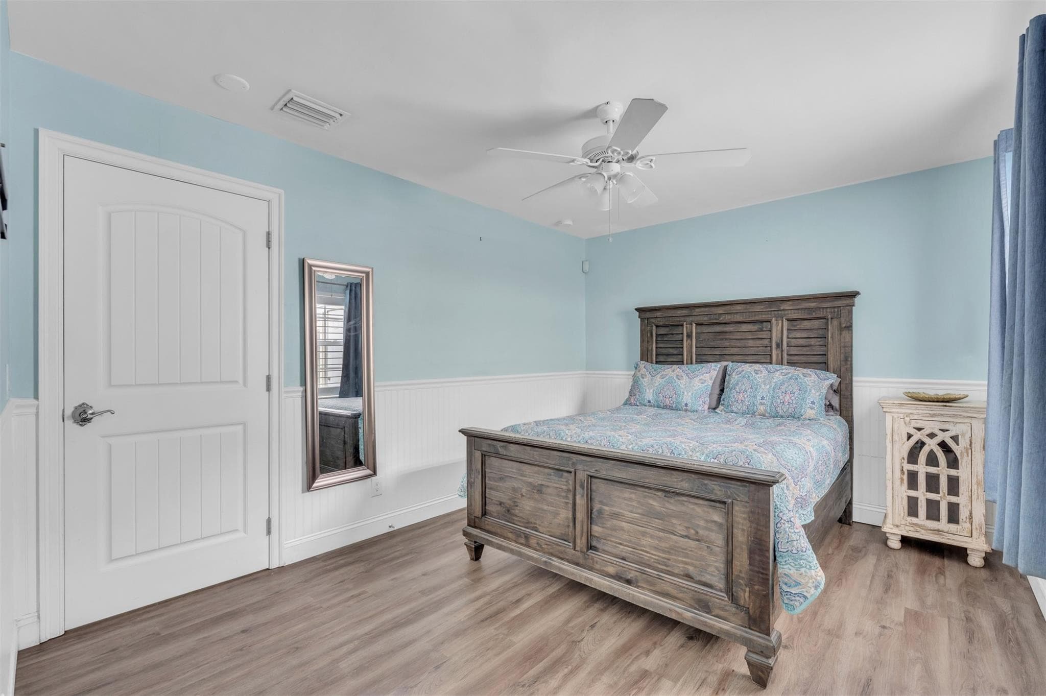 9860 NW 3rd Street, Pembroke Pines, FL 33024 — photo 12 of 25