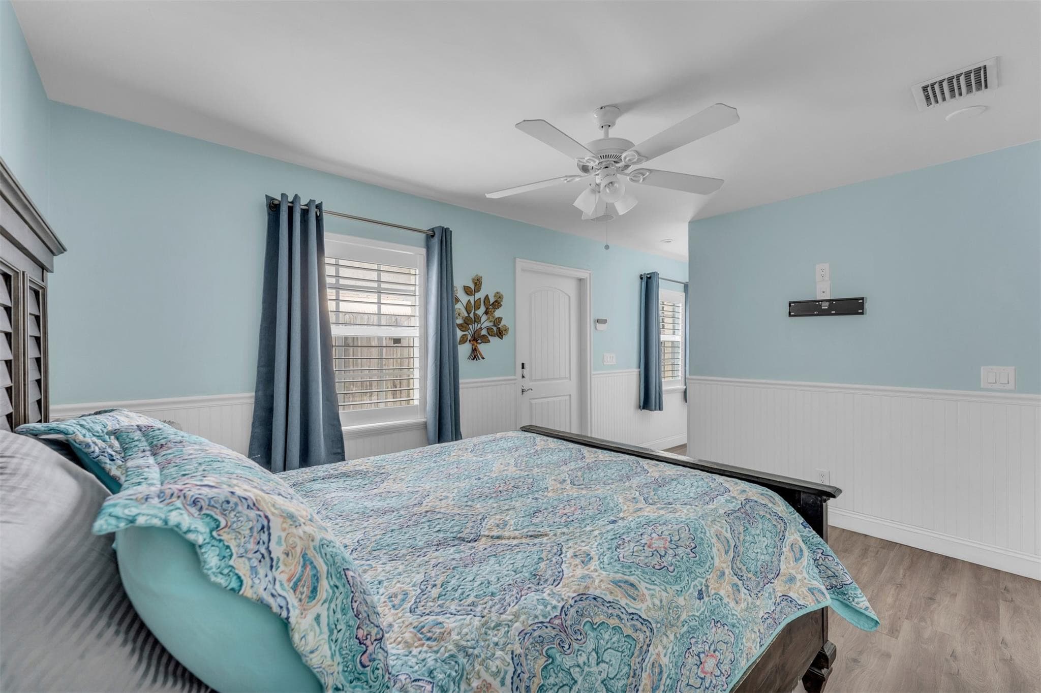 9860 NW 3rd Street, Pembroke Pines, FL 33024 — photo 13 of 25