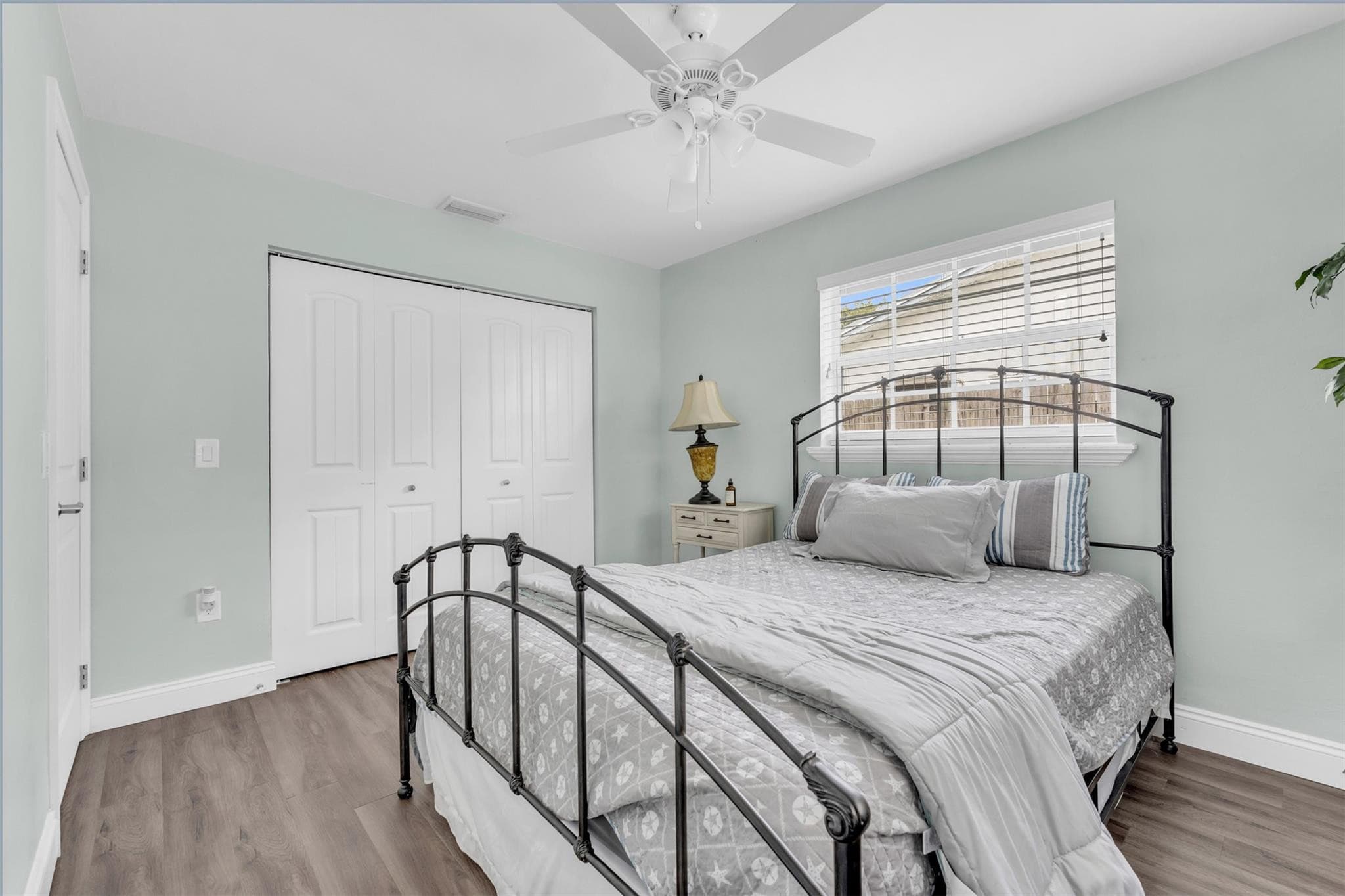9860 NW 3rd Street, Pembroke Pines, FL 33024 — photo 17 of 25
