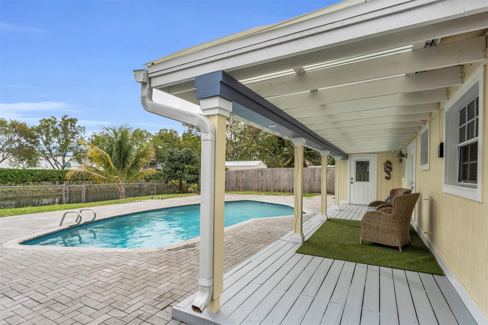 9860 NW 3rd Street, Pembroke Pines, FL 33024 — photo 22 of 25
