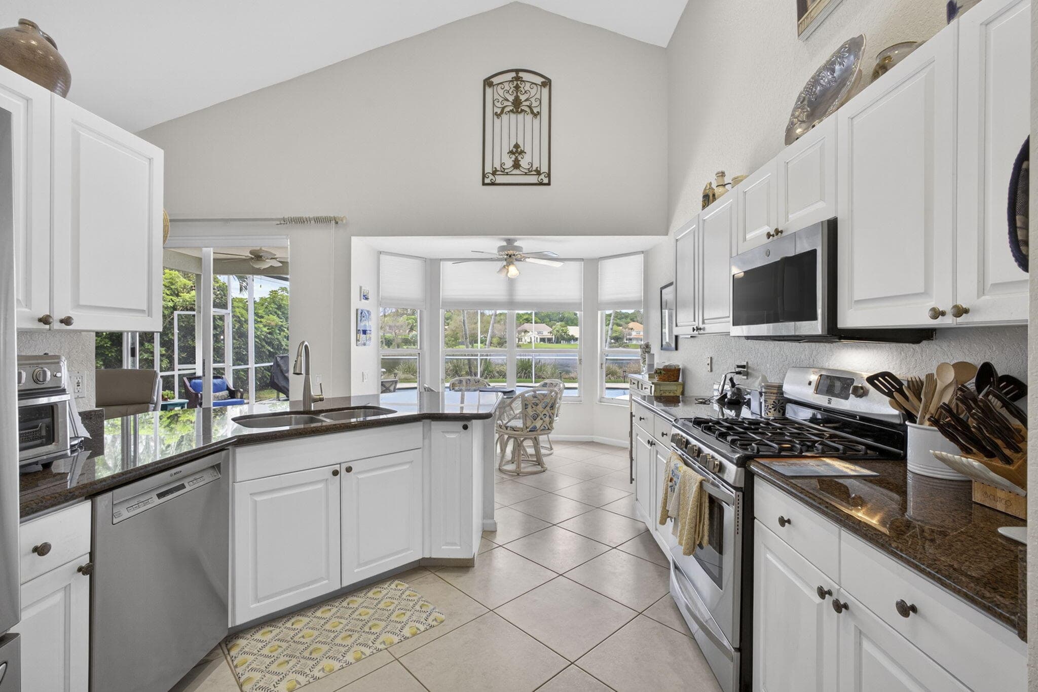 71 Princewood Lane, Palm Beach Gardens, FL 33410 — photo 3 of 80