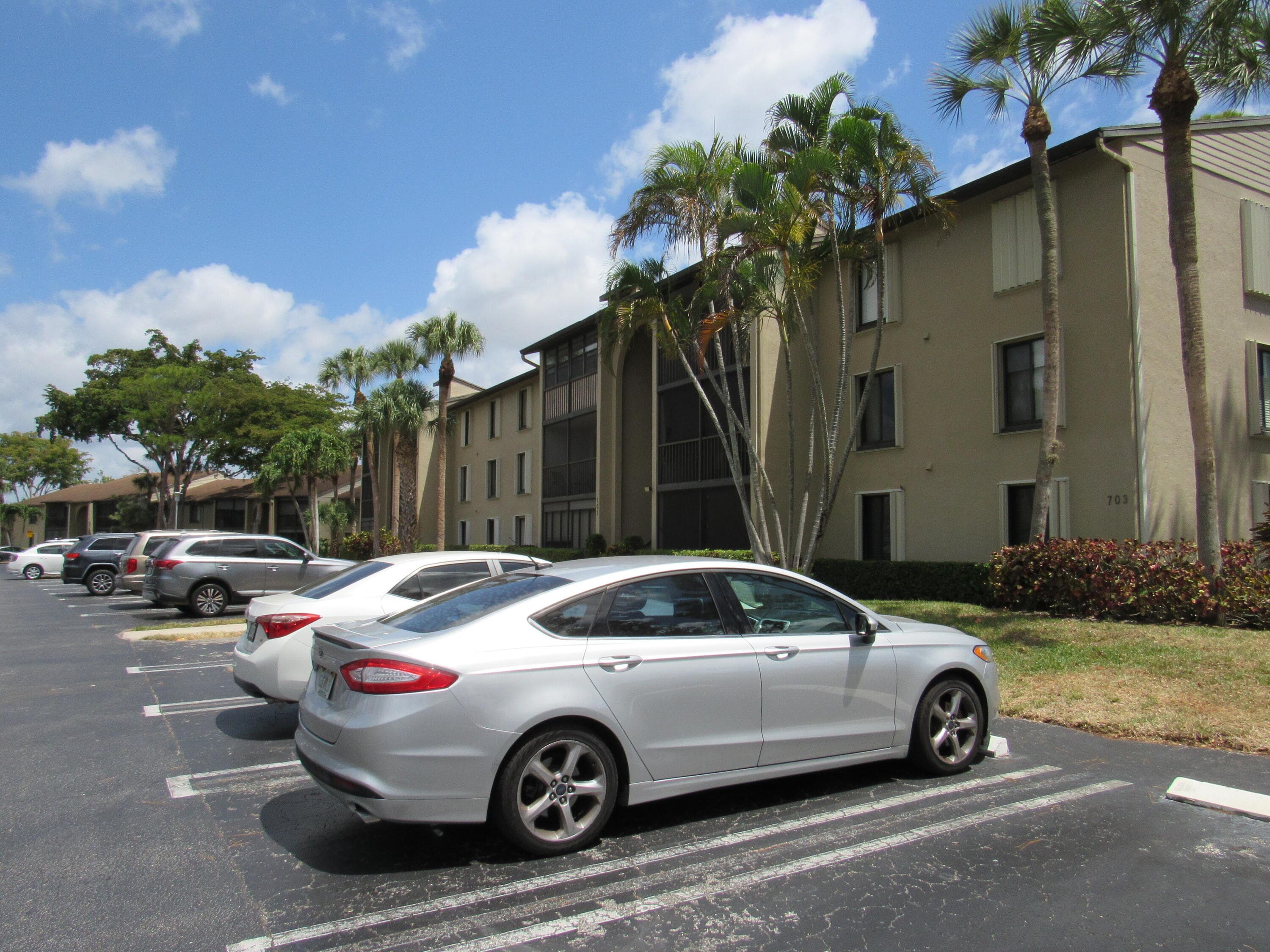 703 Sunny Pine Way G2, Greenacres, FL 33415 — photo