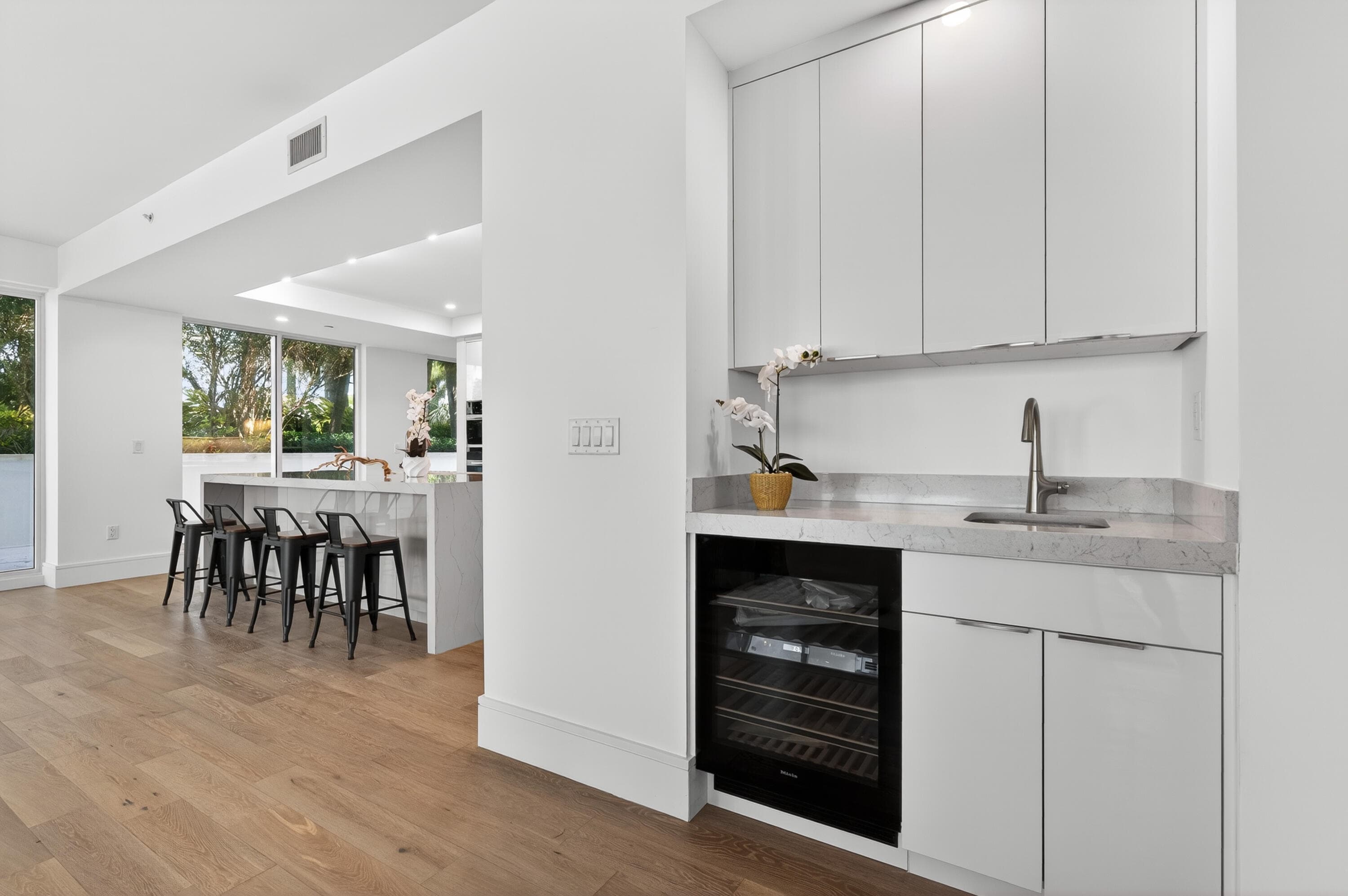 1 S Coastal Way 201, Jupiter, FL 33477 — photo 8 of 40