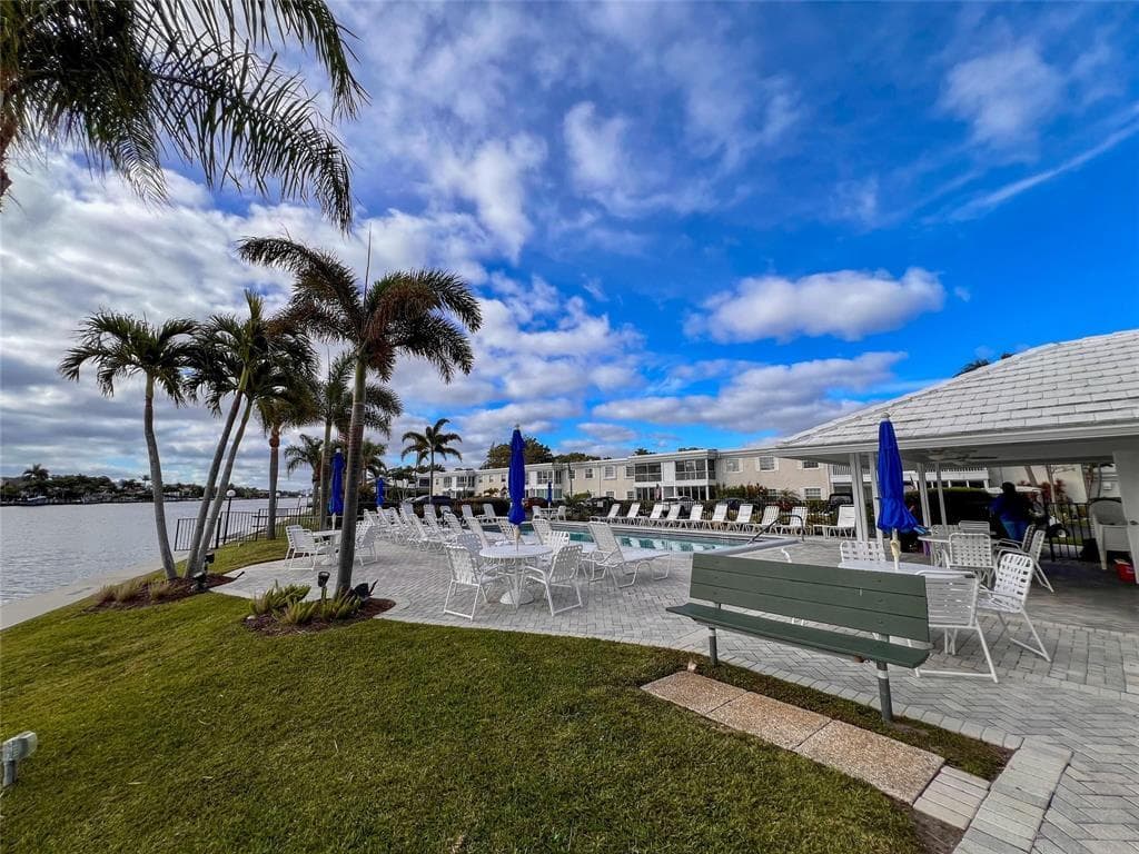 6475 Bay Club Drive 4, Fort Lauderdale, FL 33308 — photo 17 of 24